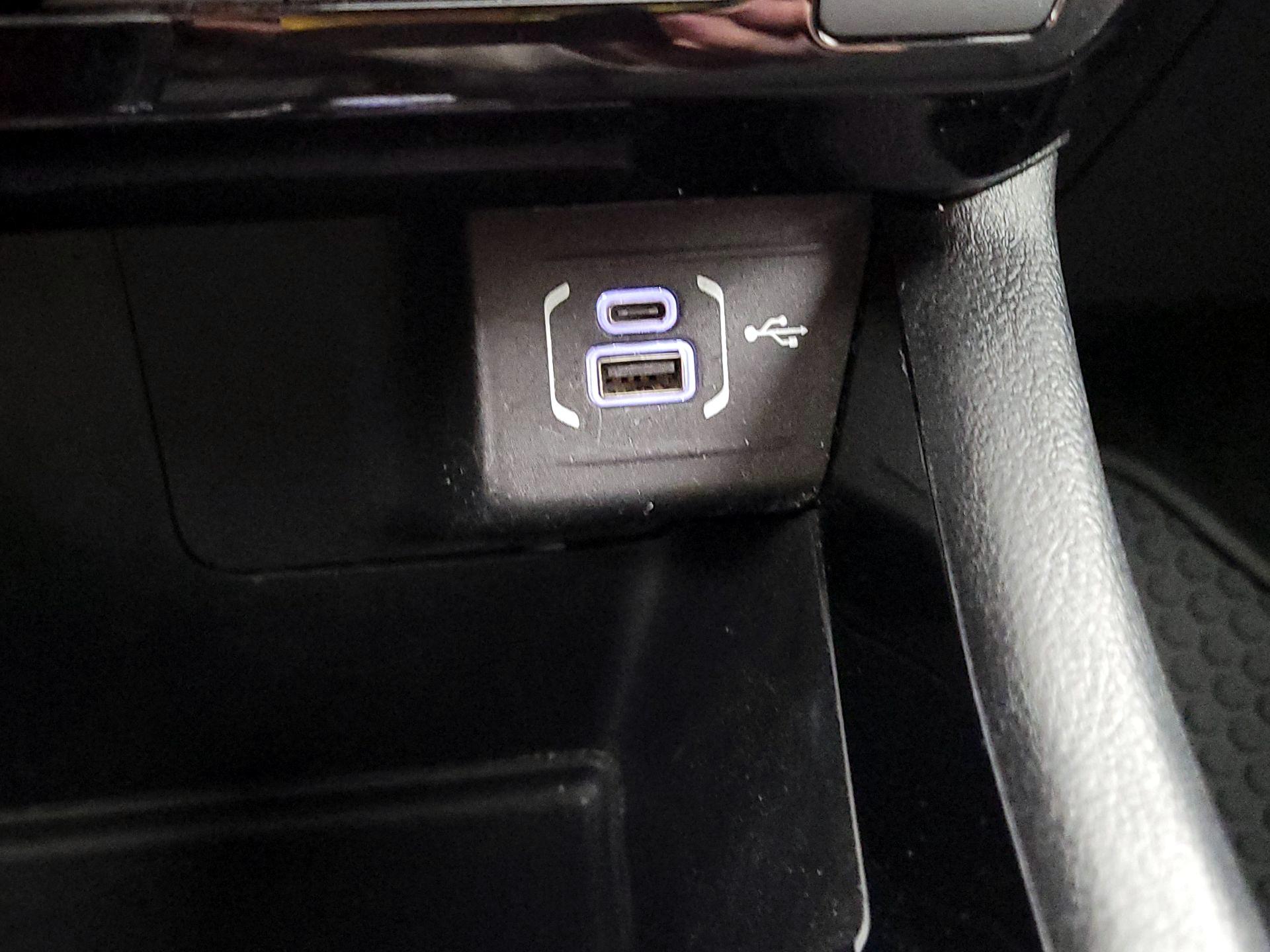 Thumbnail: 2024 Jeep Compass - 18