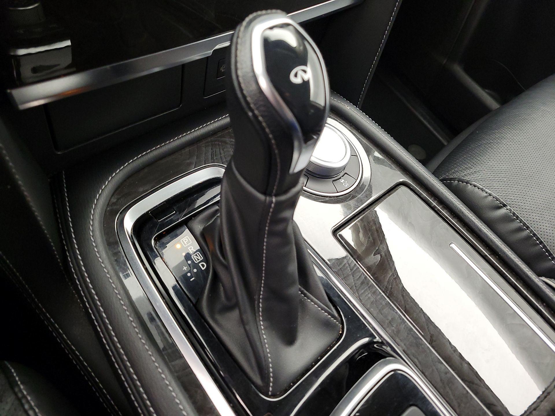 Thumbnail: 2024 INFINITI QX80 - 17