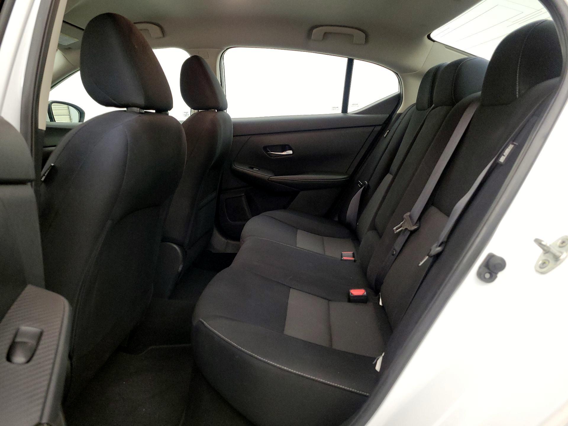 Thumbnail: 2022 Nissan Sentra - 19