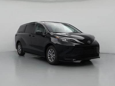 2024 Toyota Sienna Hybrid LE