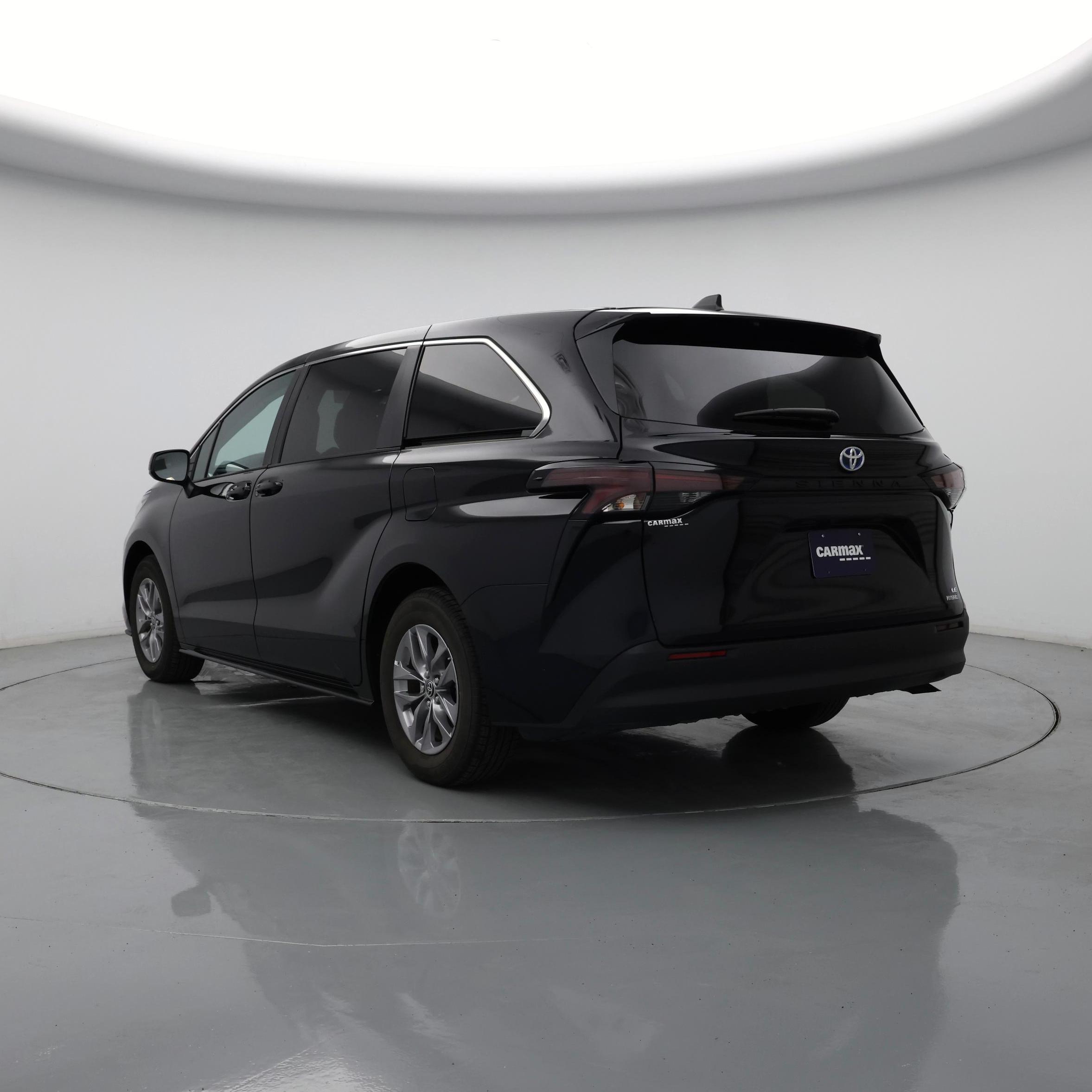 Thumbnail: 2024 Toyota Sienna - 2