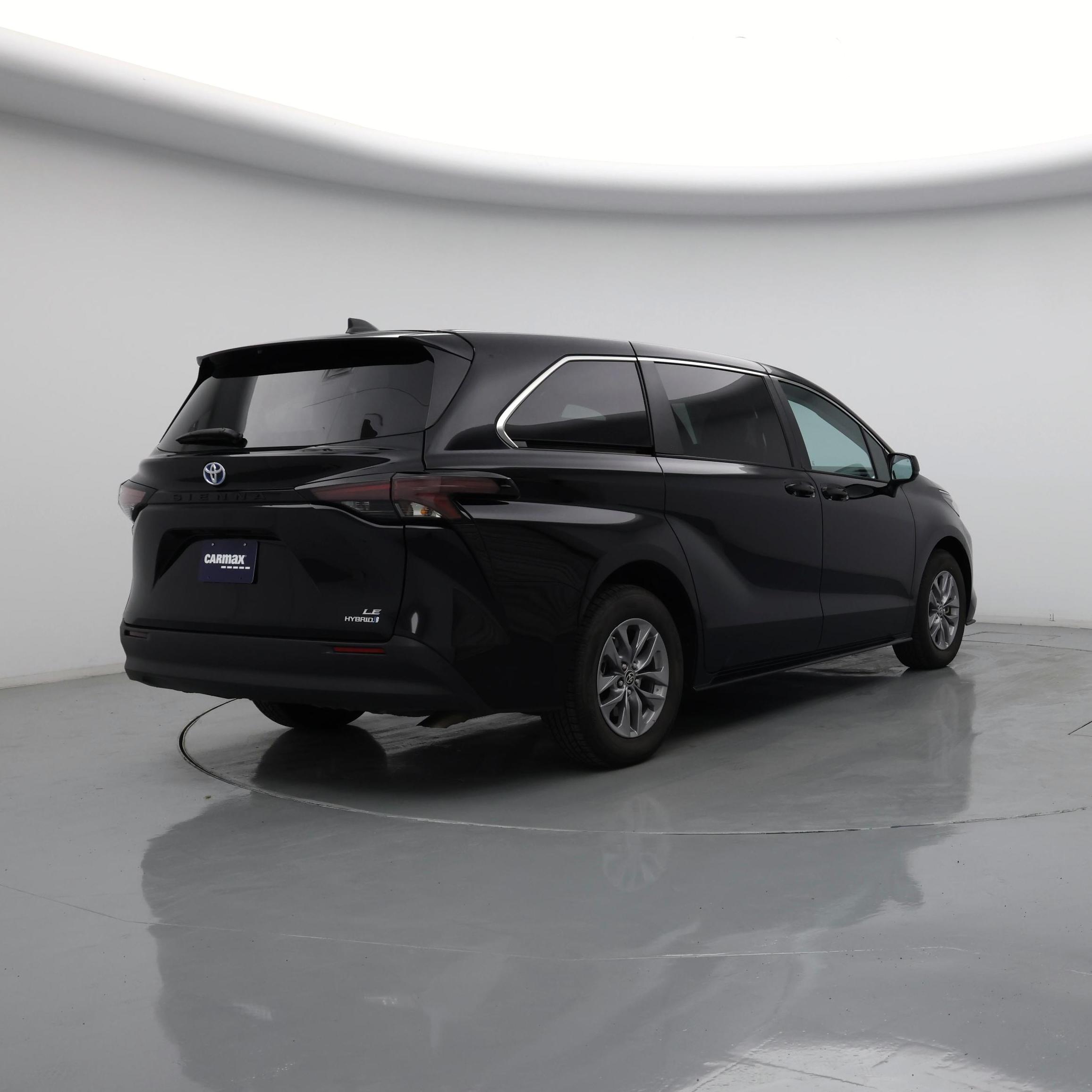 Thumbnail: 2024 Toyota Sienna - 8