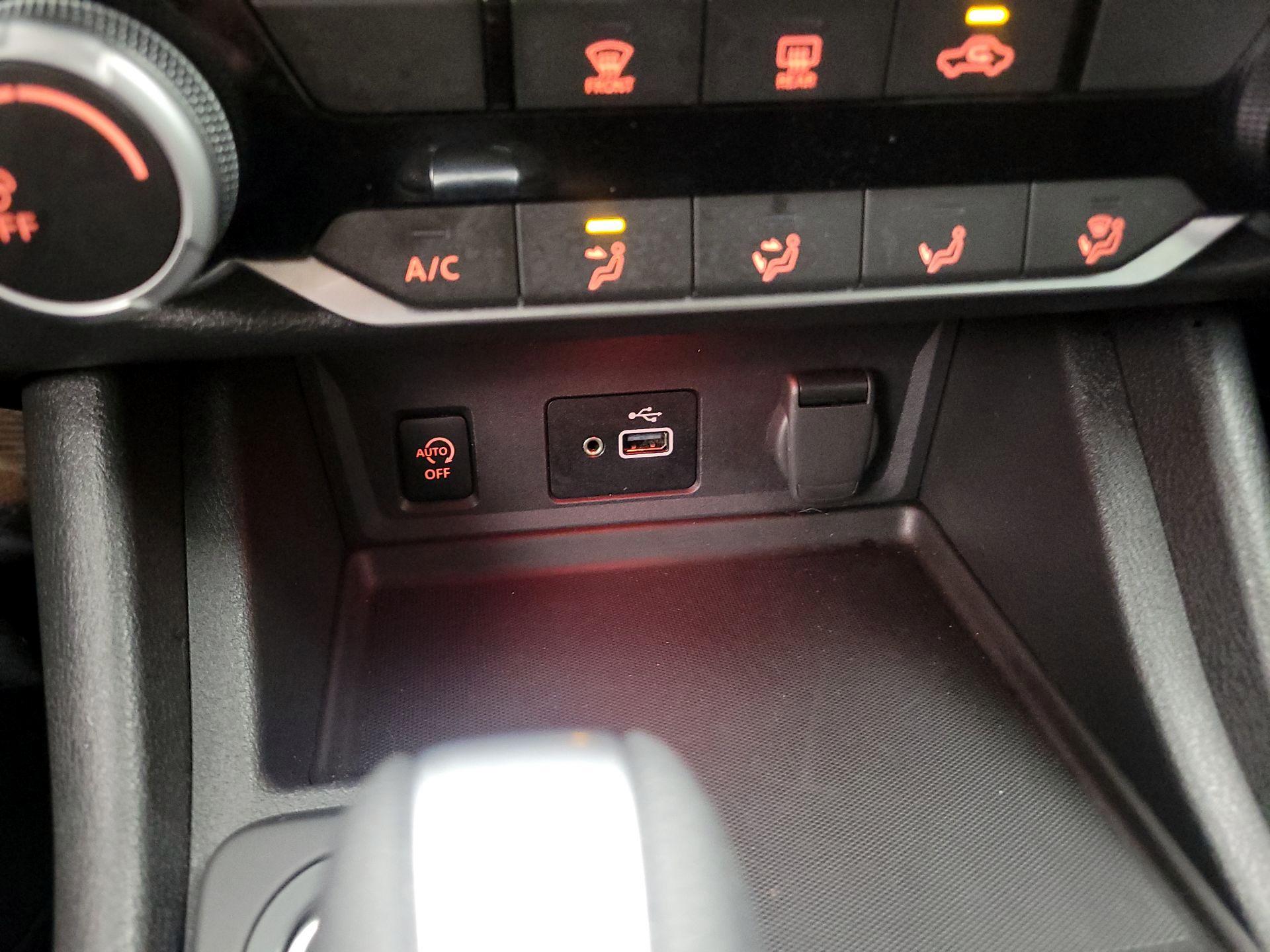 Thumbnail: 2024 Nissan Sentra - 18