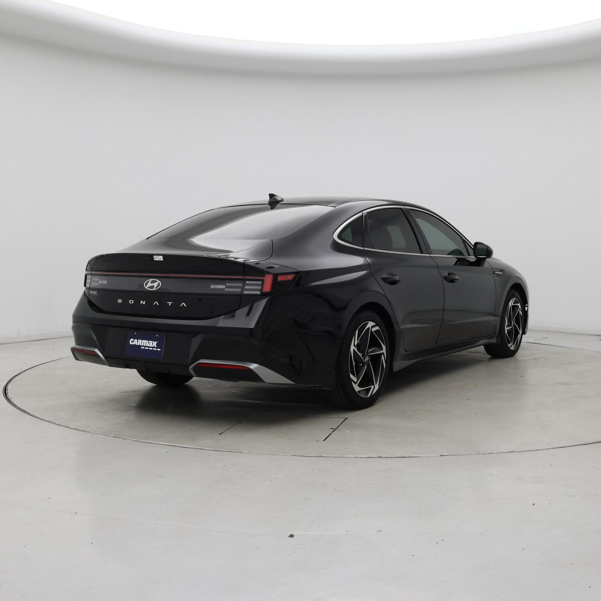 Thumbnail: 2024 Hyundai Sonata - 8