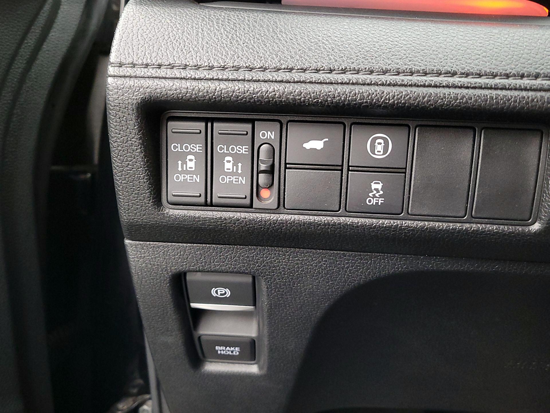 Thumbnail: 2023 Honda Odyssey - 13