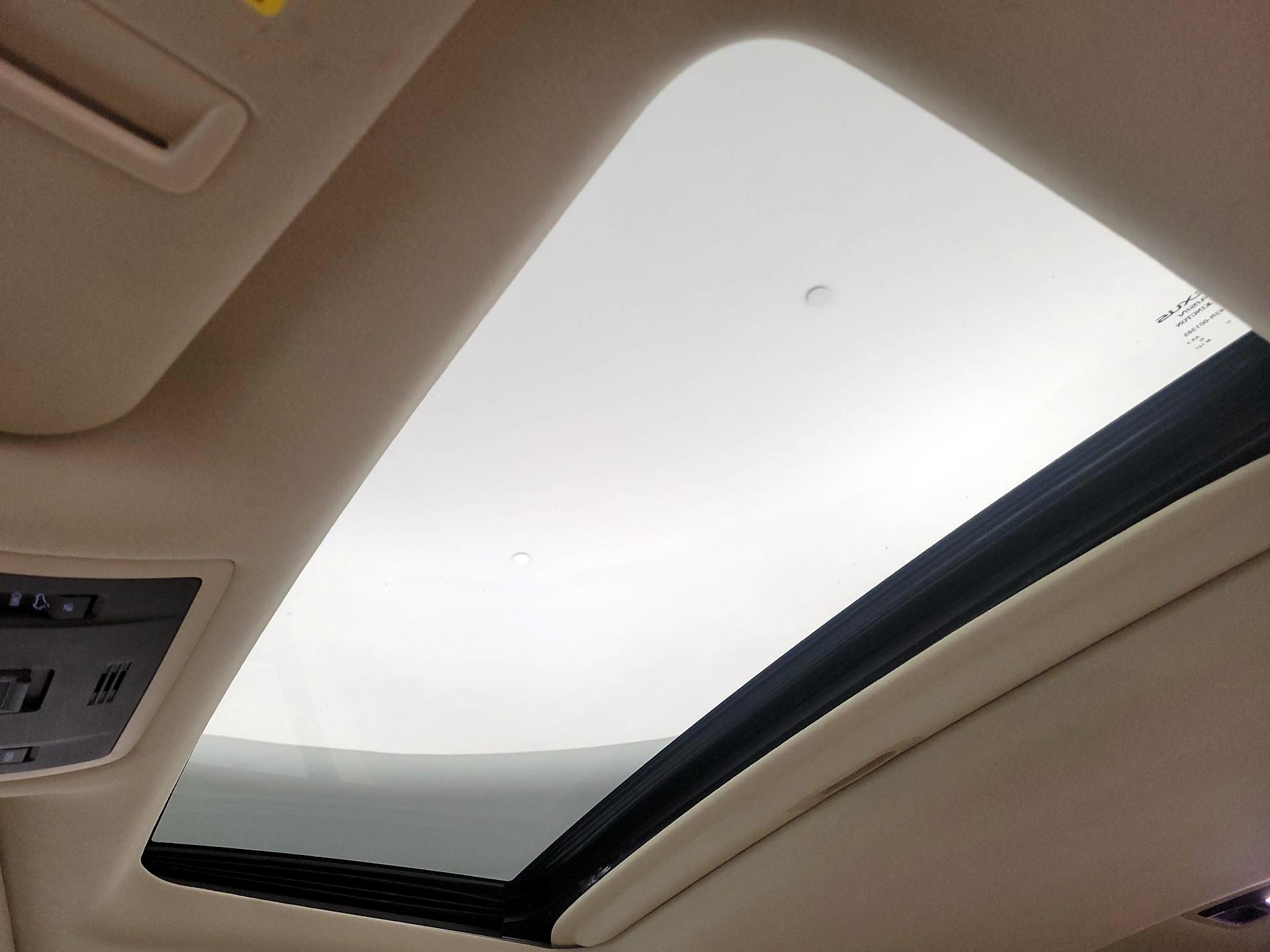 Thumbnail: 2021 Lexus RX - 20