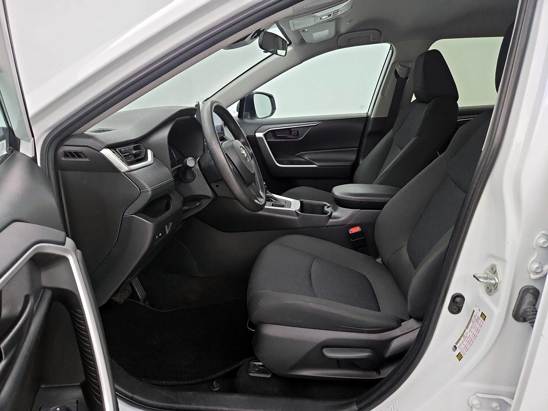 Thumbnail: 2024 Toyota RAV4 - 11