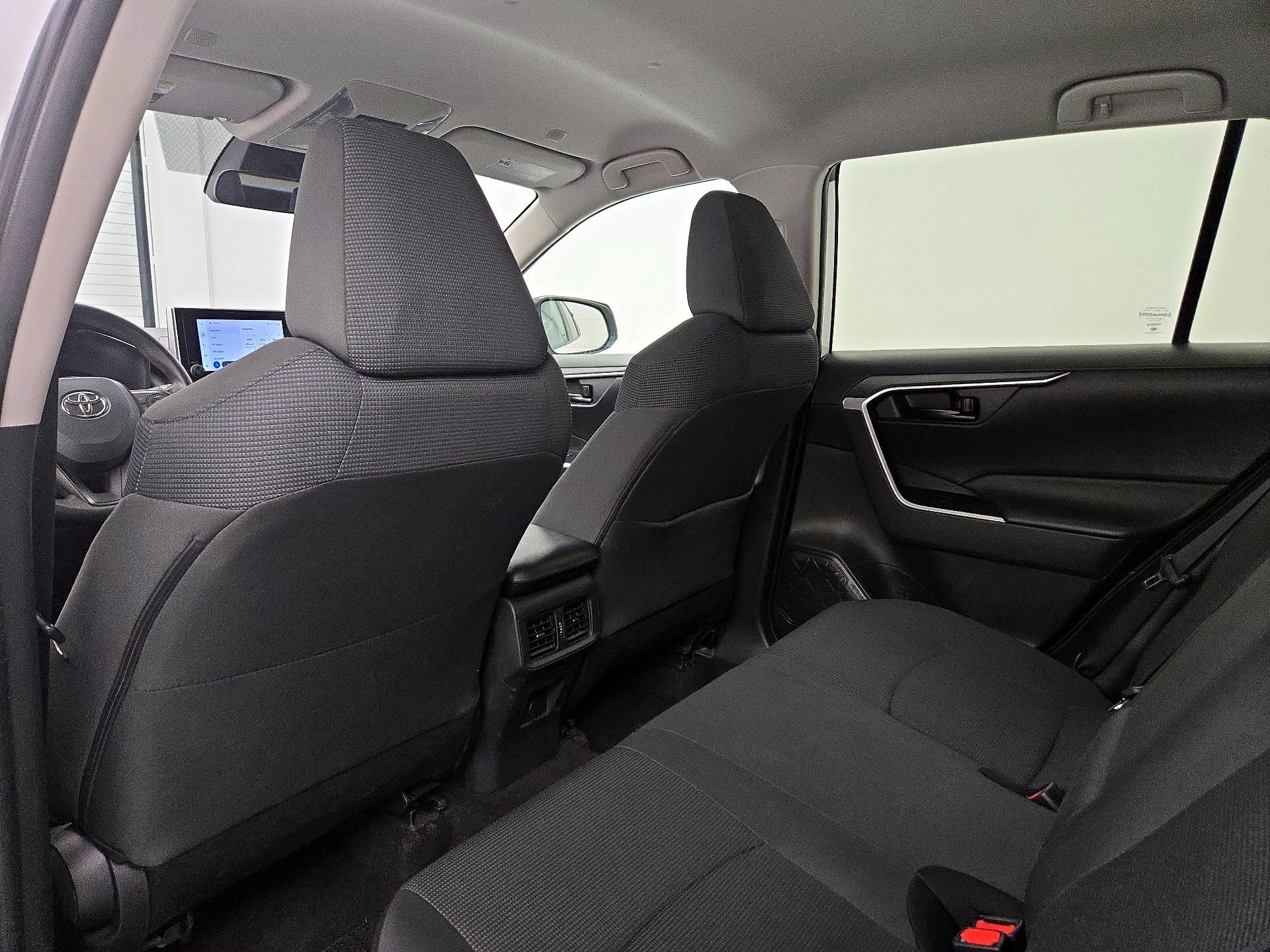 Thumbnail: 2024 Toyota RAV4 - 19