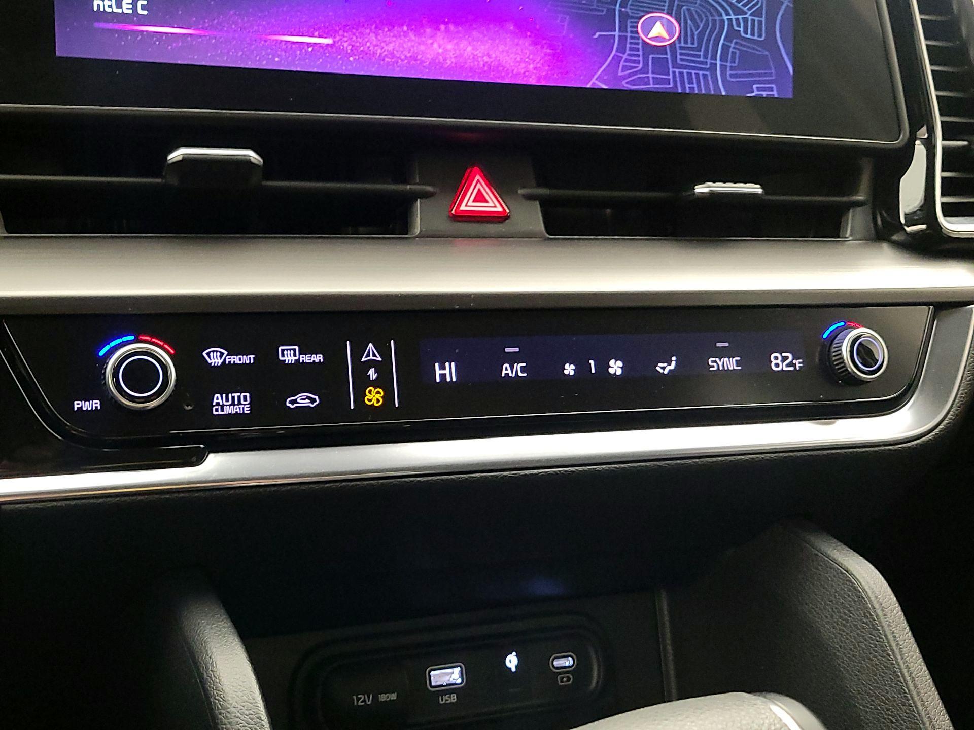 Thumbnail: 2024 Kia Sportage - 17