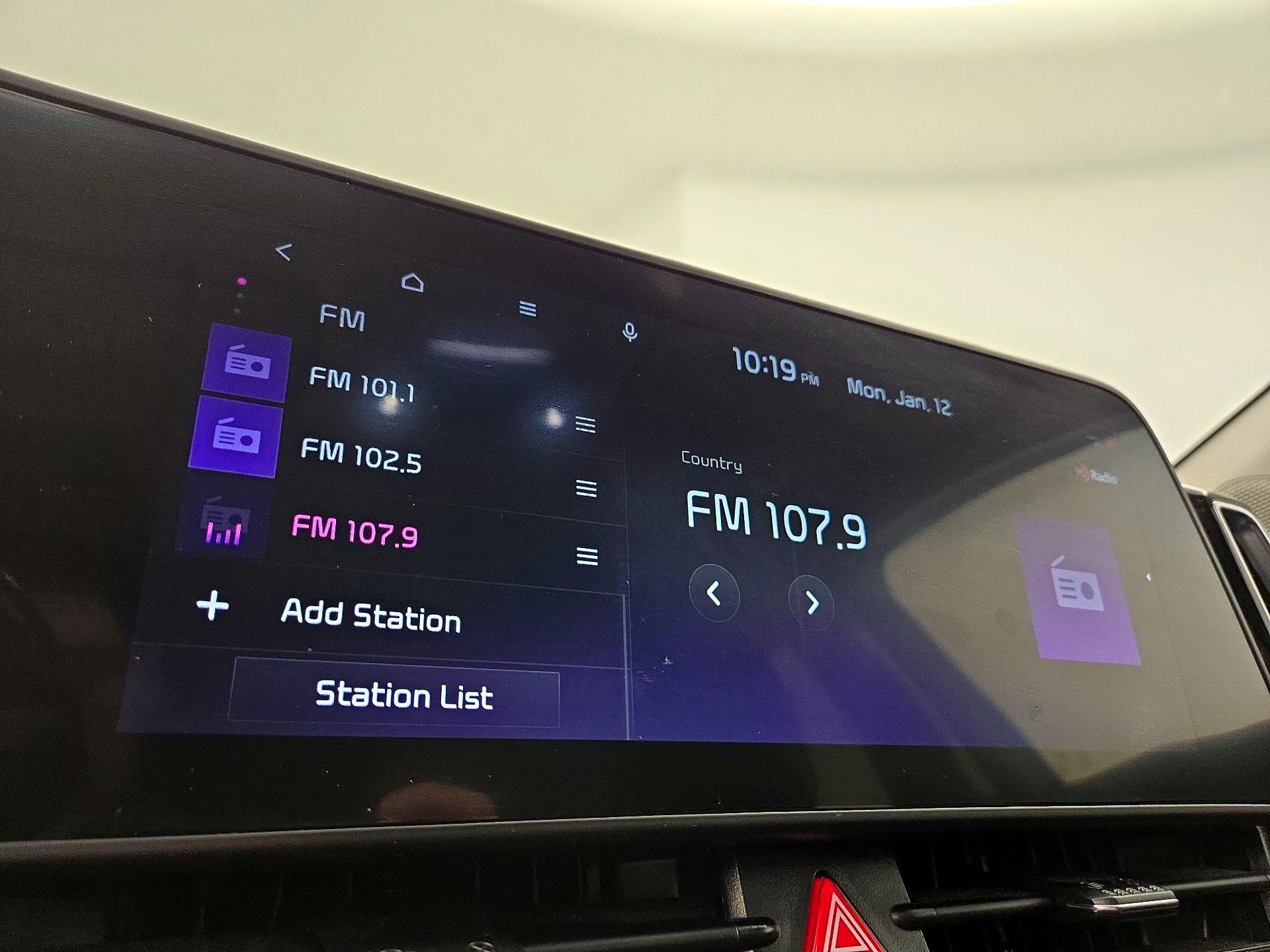 Thumbnail: 2023 Kia Sportage - 16