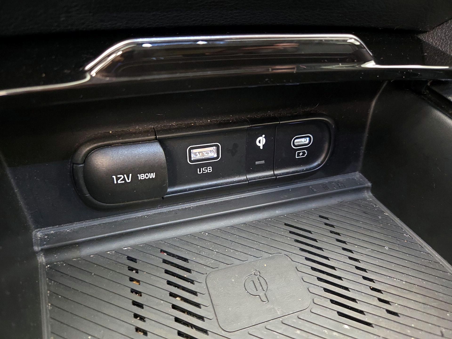 Thumbnail: 2023 Kia Sportage - 19