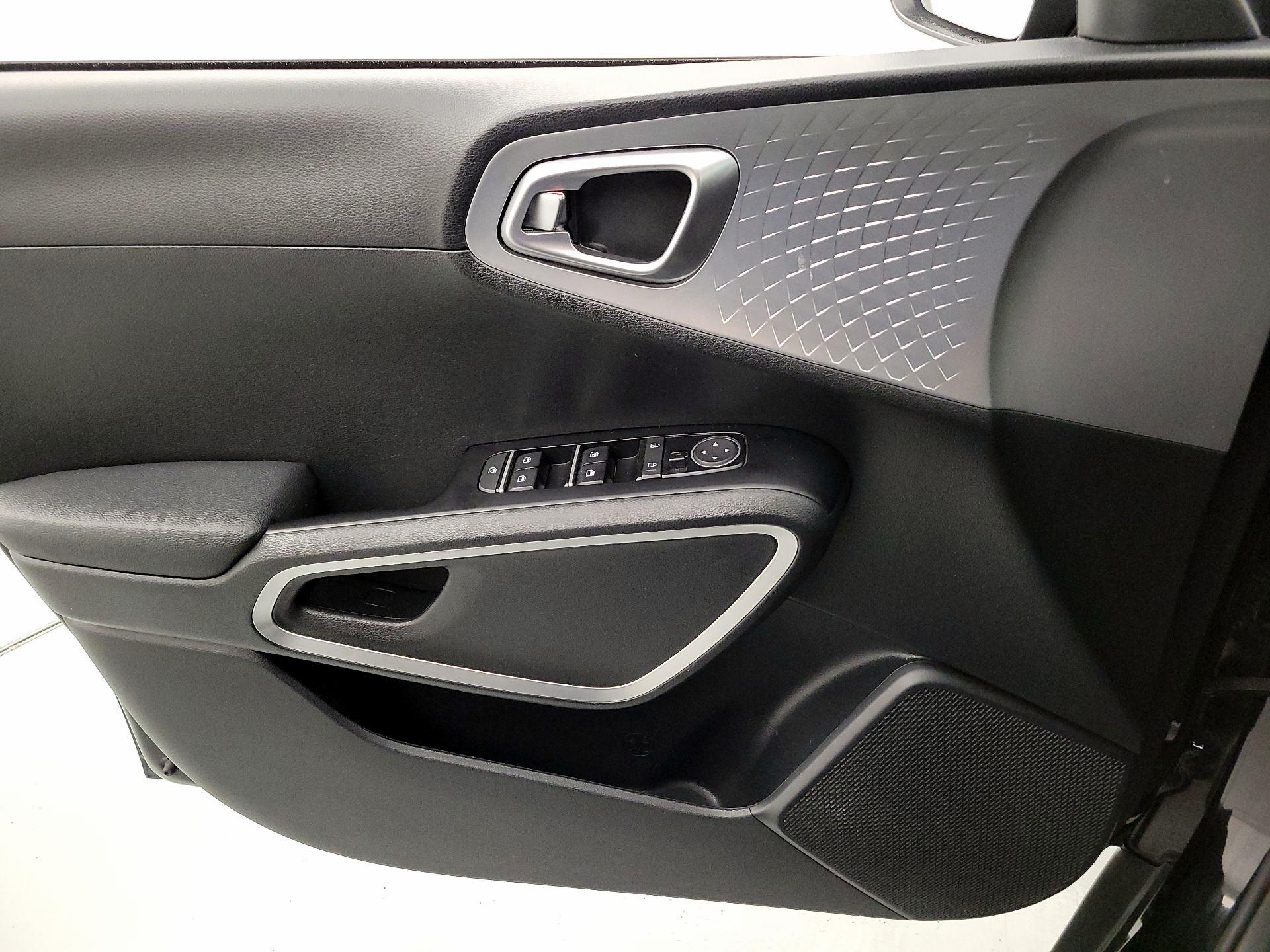 Thumbnail: 2024 Kia Soul - 12