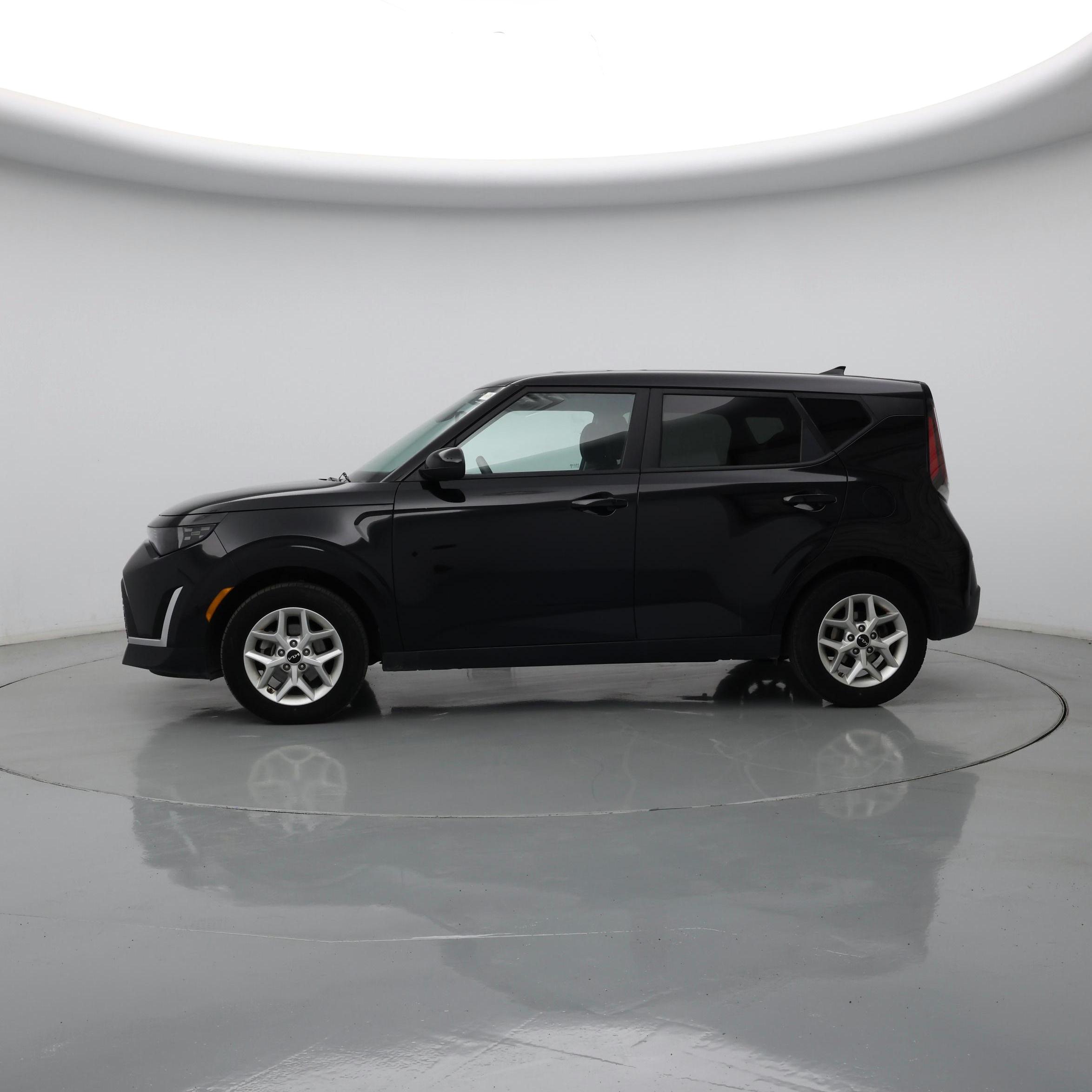 Thumbnail: 2024 Kia Soul - 3
