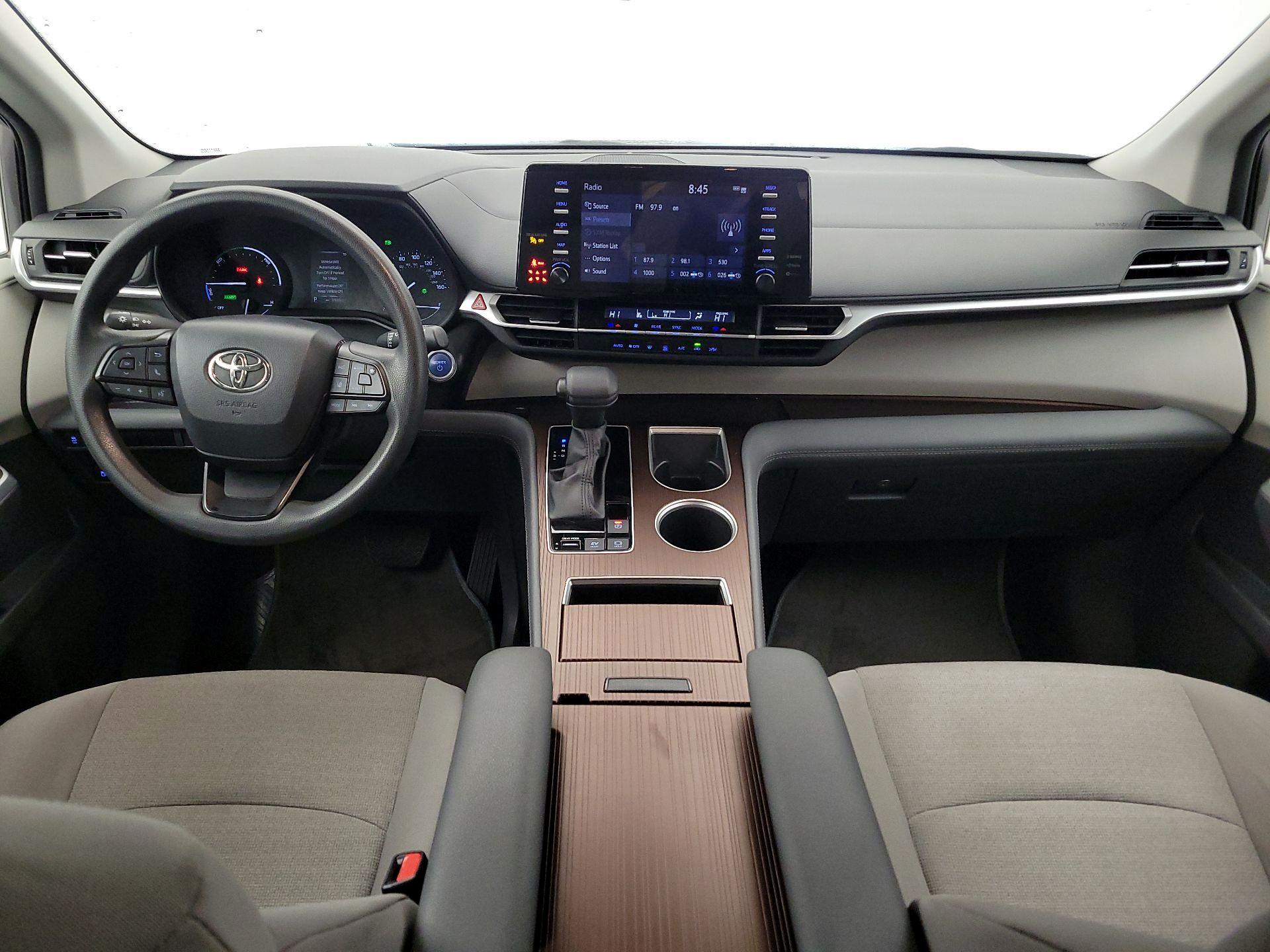 Thumbnail: 2024 Toyota Sienna - 9