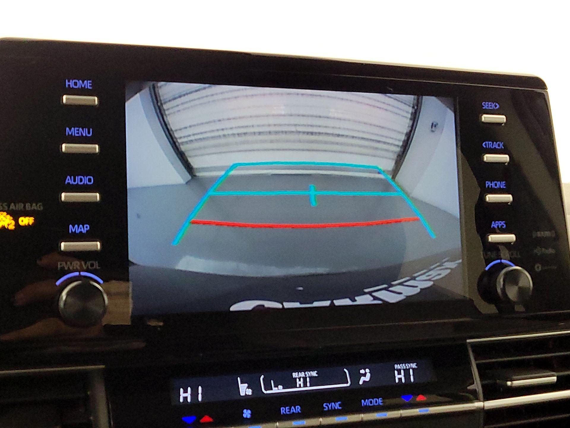 Thumbnail: 2024 Toyota Sienna - 14