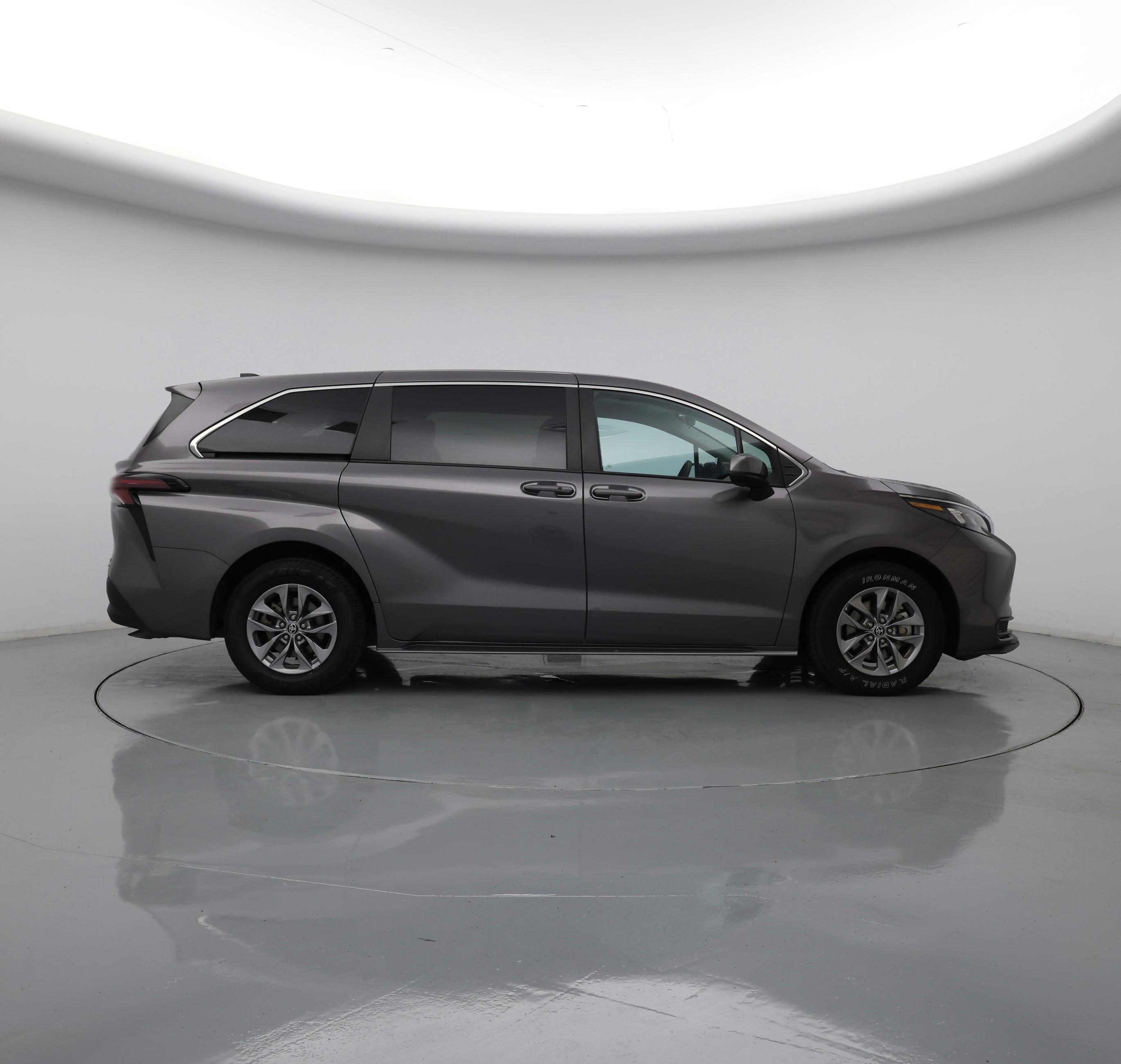Thumbnail: 2024 Toyota Sienna - 7