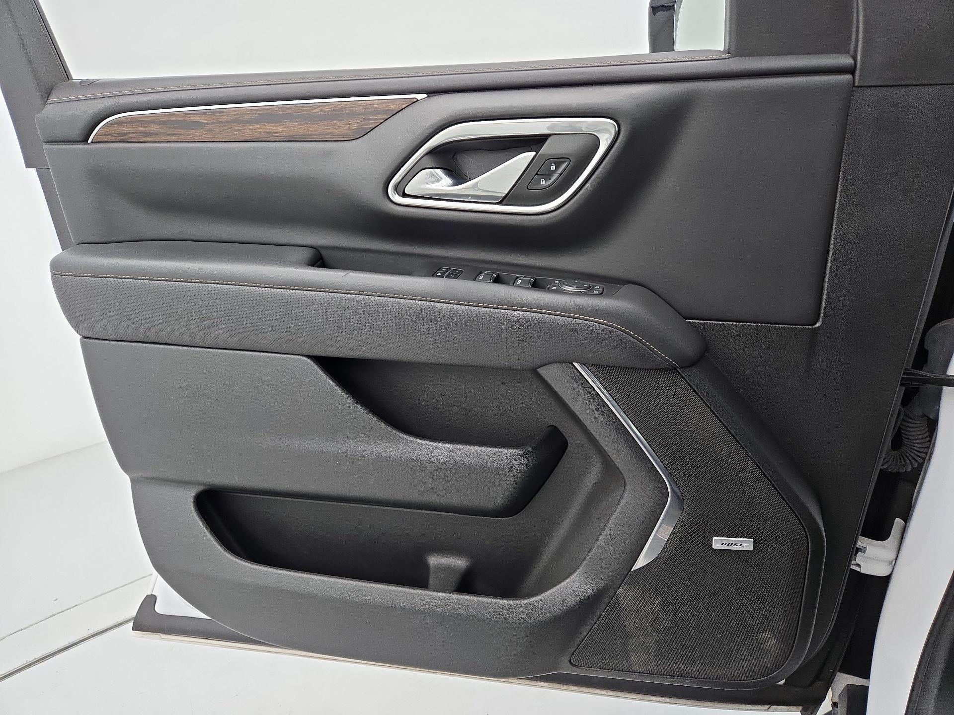 Thumbnail: 2023 Chevrolet Suburban - 12