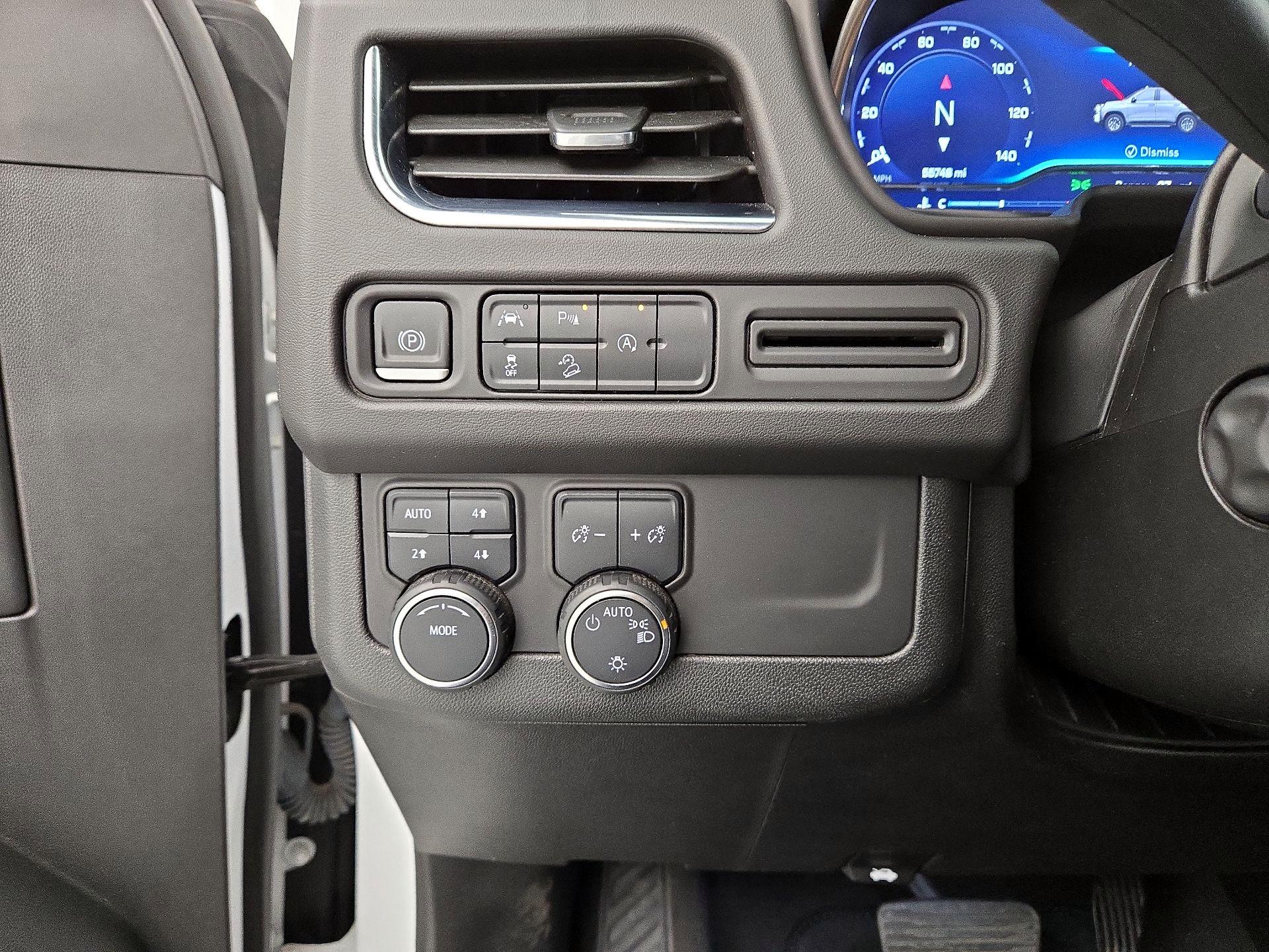 Thumbnail: 2023 Chevrolet Suburban - 13