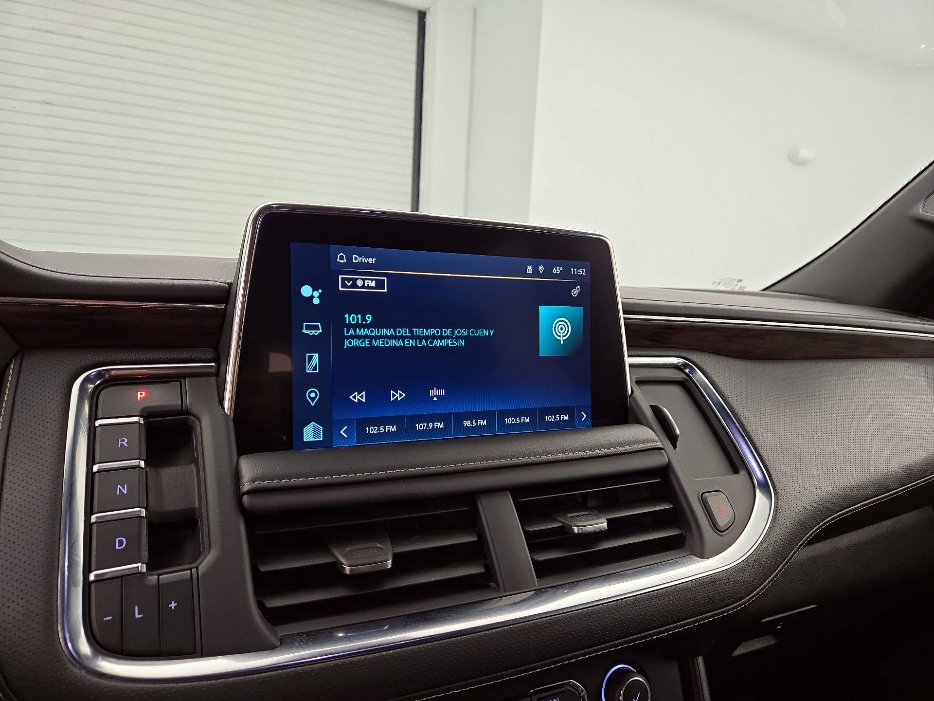 Thumbnail: 2023 Chevrolet Suburban - 15