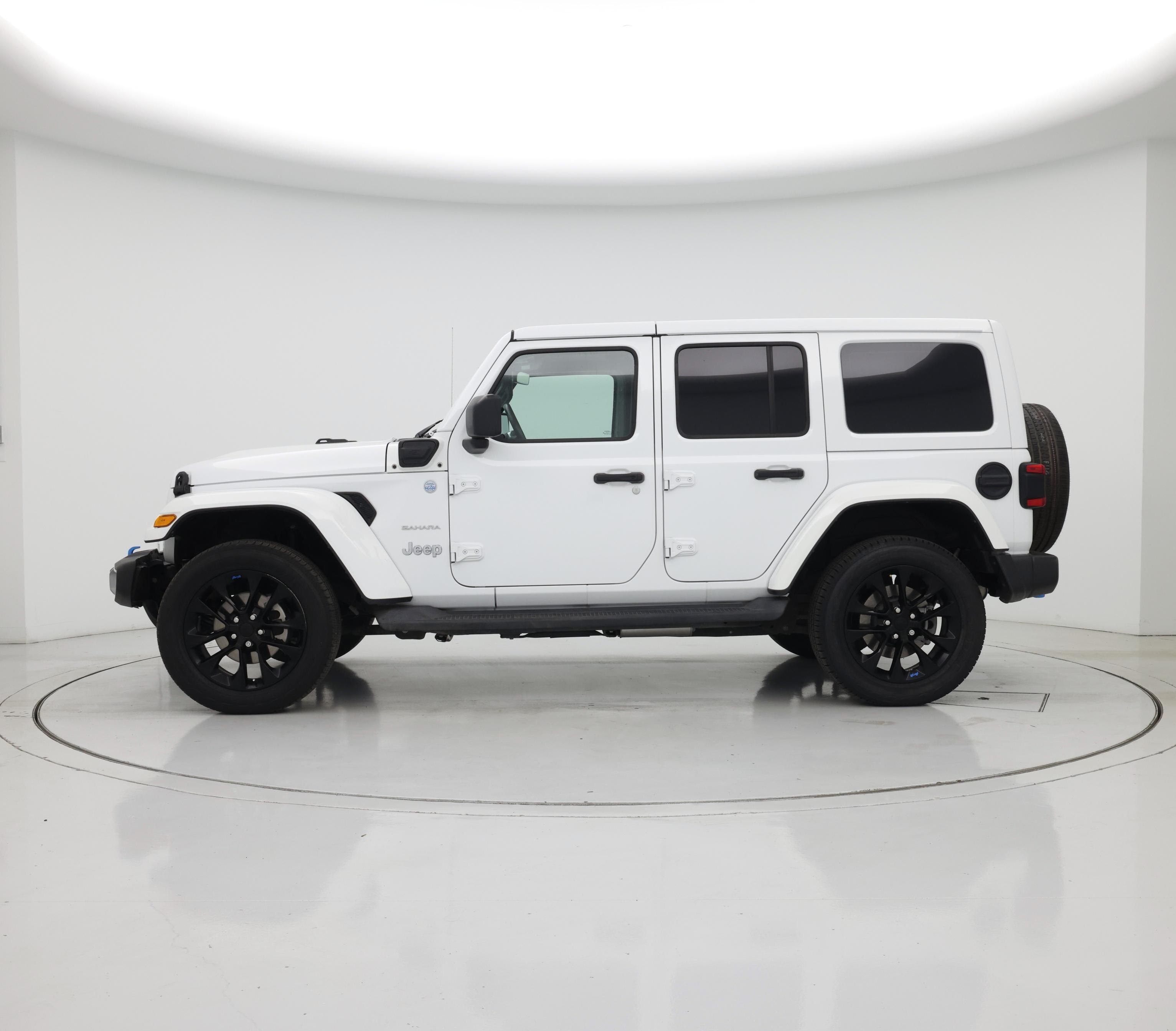 Thumbnail: 2022 Jeep Wrangler - 3