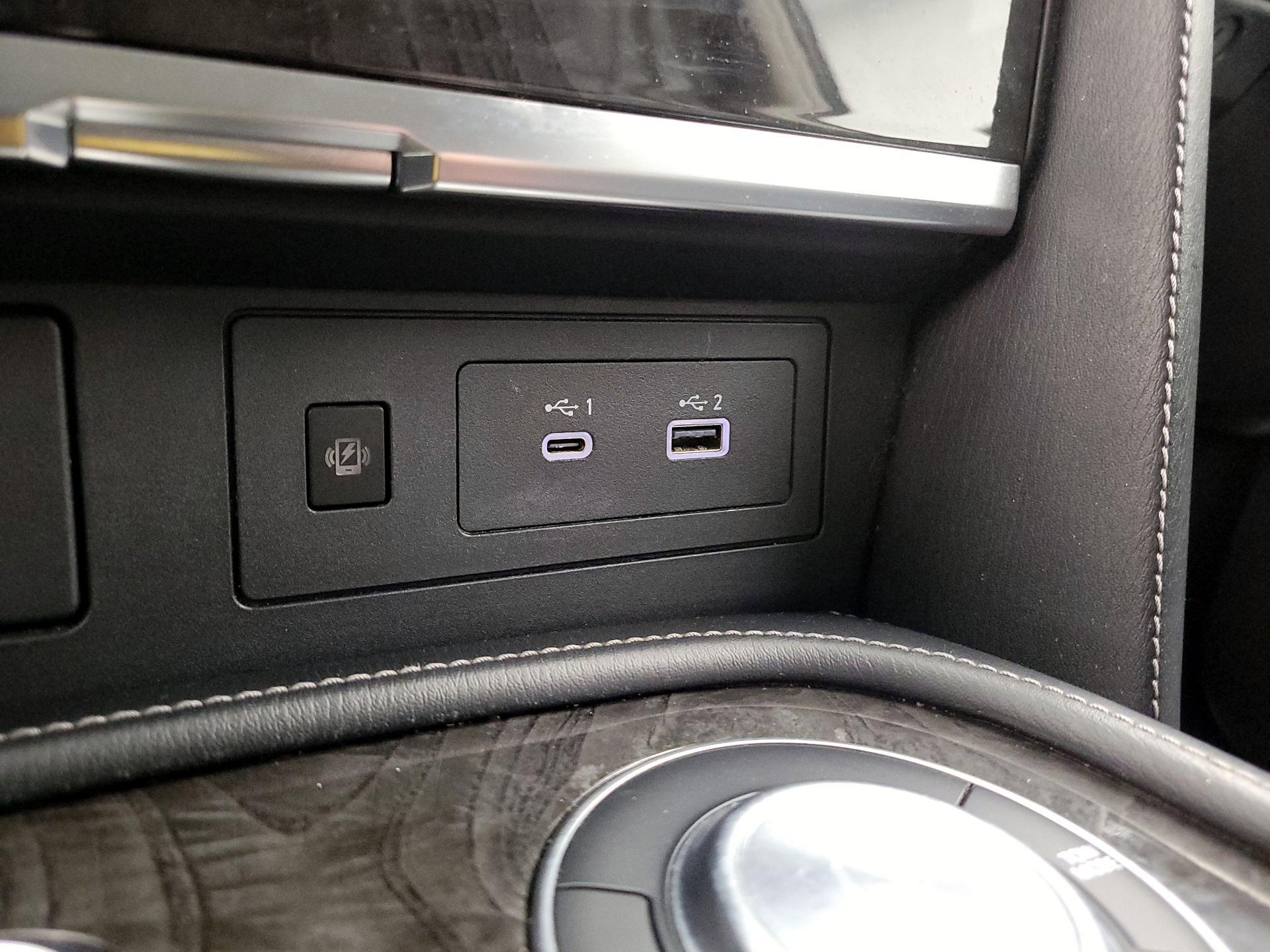 Thumbnail: 2023 INFINITI QX80 - 19