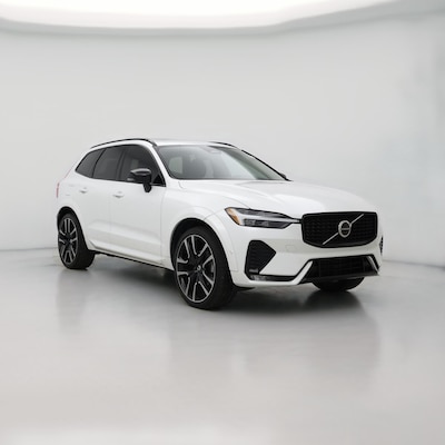 2023 Volvo XC60 B5 Ultimate Dark Theme