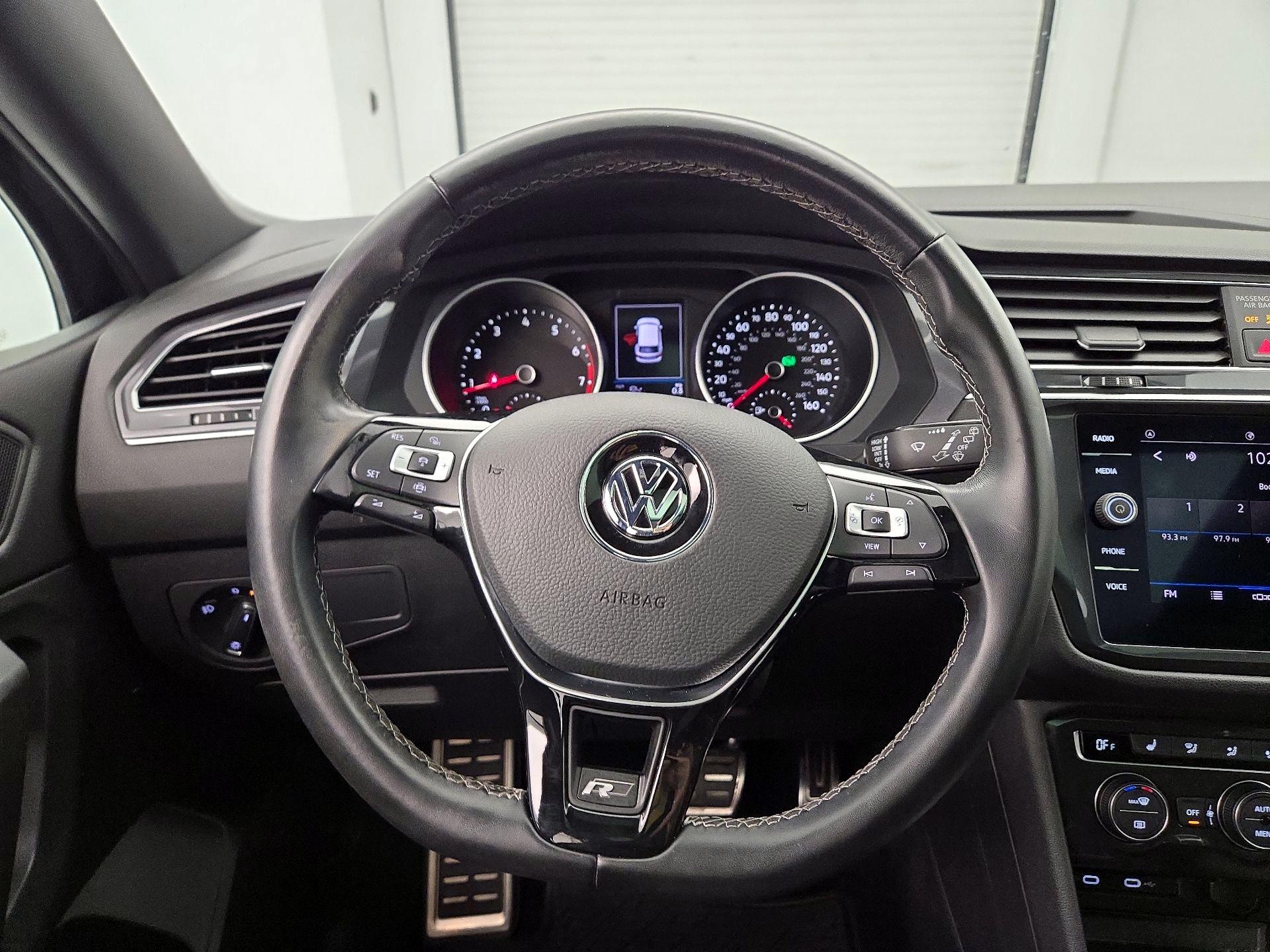 Thumbnail: 2021 Volkswagen Tiguan - 10