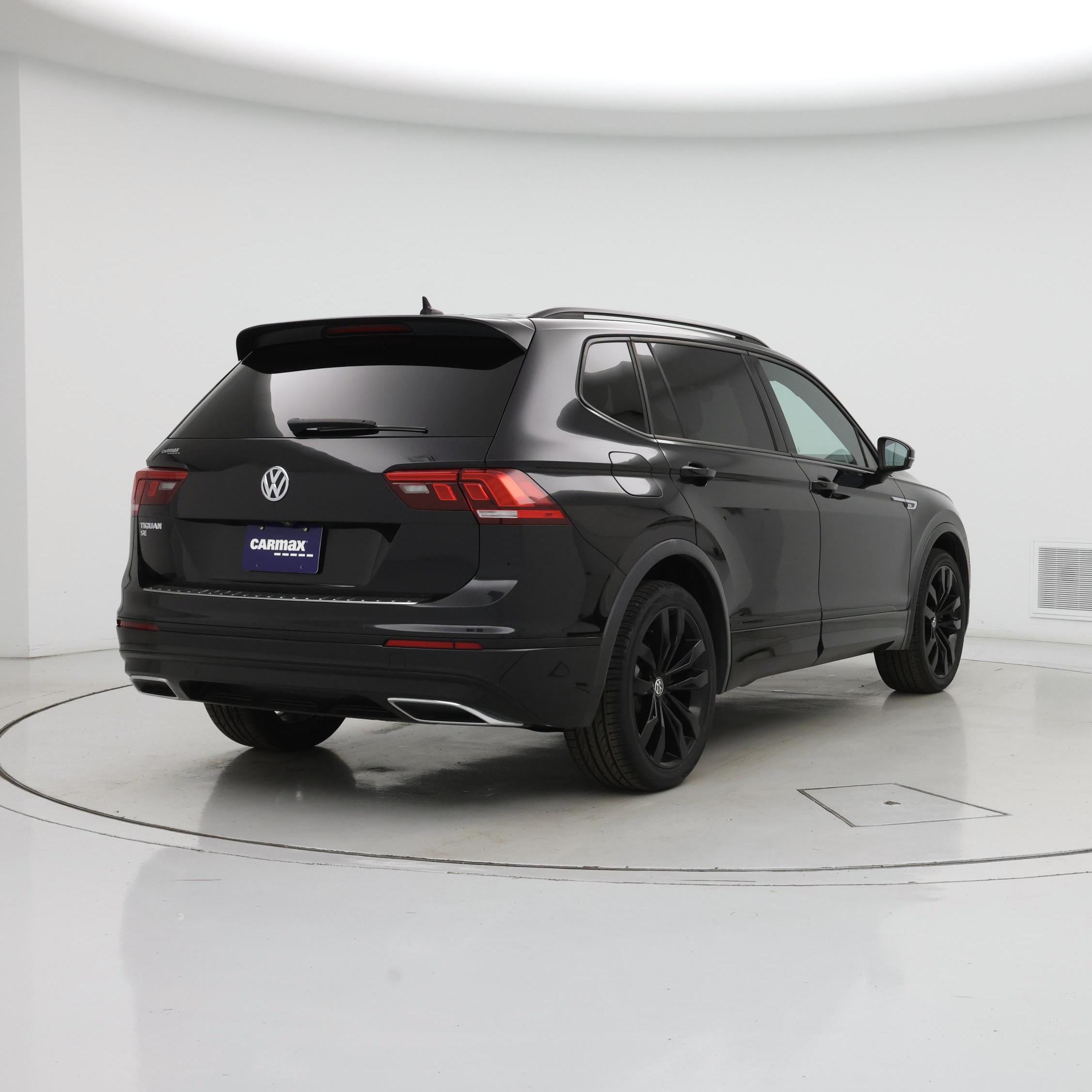 Thumbnail: 2021 Volkswagen Tiguan - 8