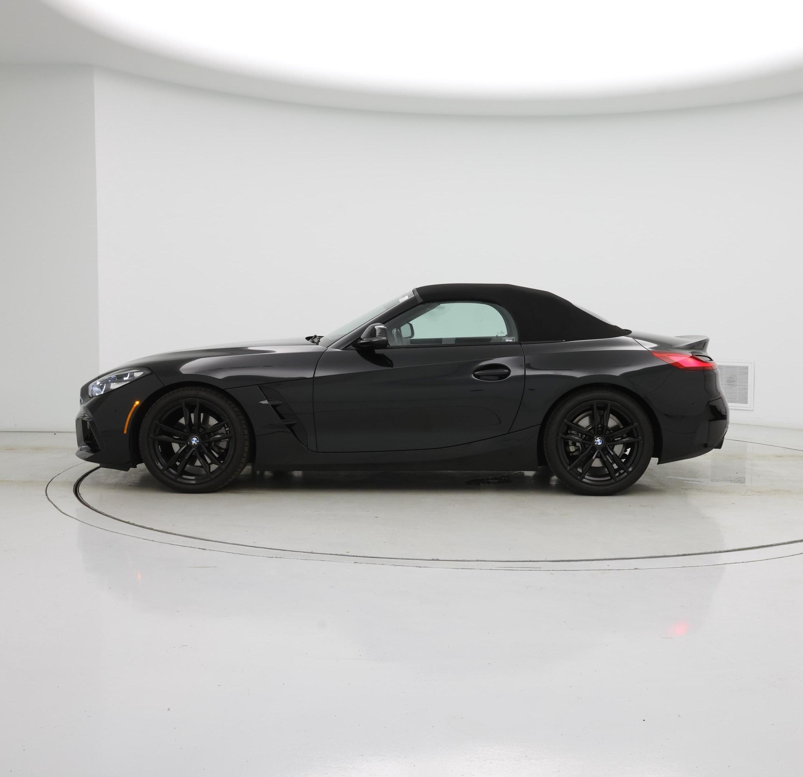 Thumbnail: 2022 BMW Z4 - 3