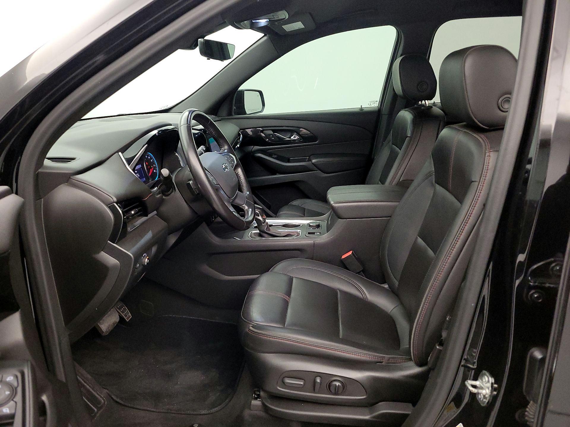 Thumbnail: 2022 Chevrolet Traverse - 11