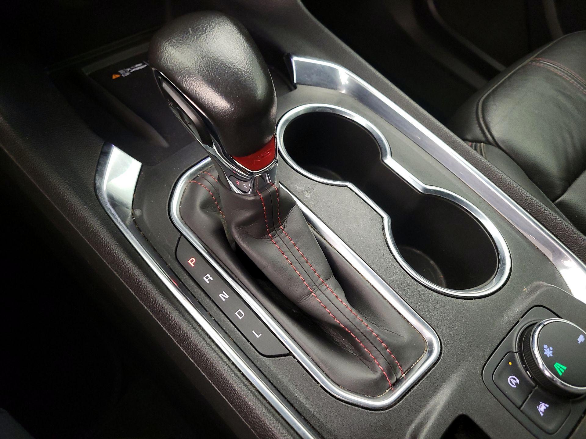 Thumbnail: 2022 Chevrolet Traverse - 17