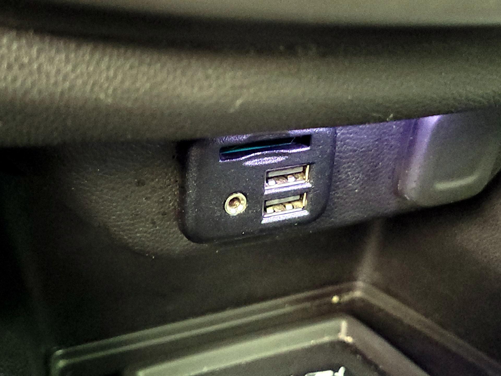 Thumbnail: 2022 Chevrolet Traverse - 18