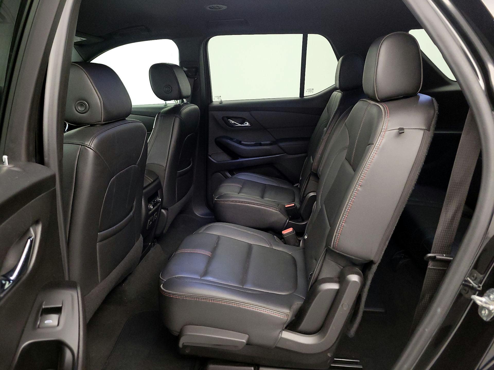 Thumbnail: 2022 Chevrolet Traverse - 19