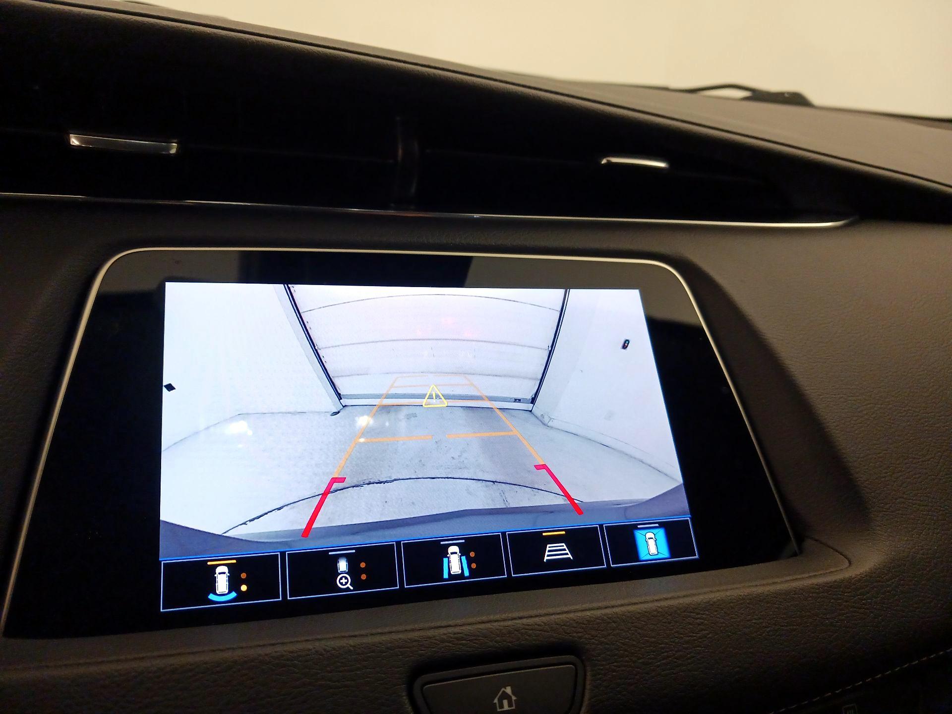 Thumbnail: 2023 Cadillac XT4 - 15