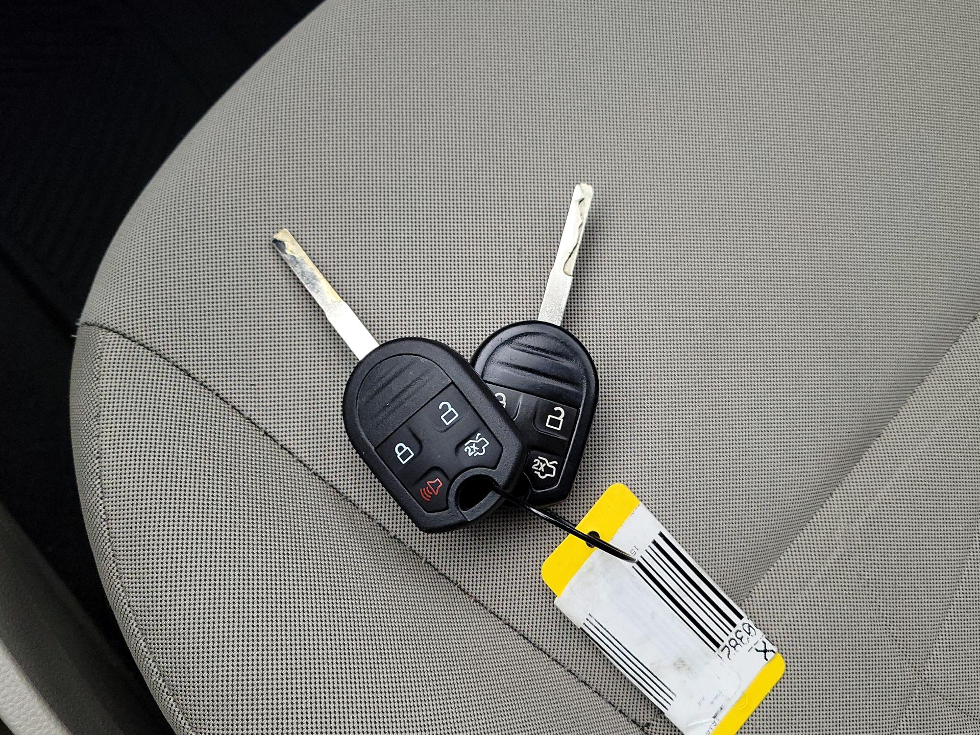 Thumbnail: 2015 Ford Fiesta - 20