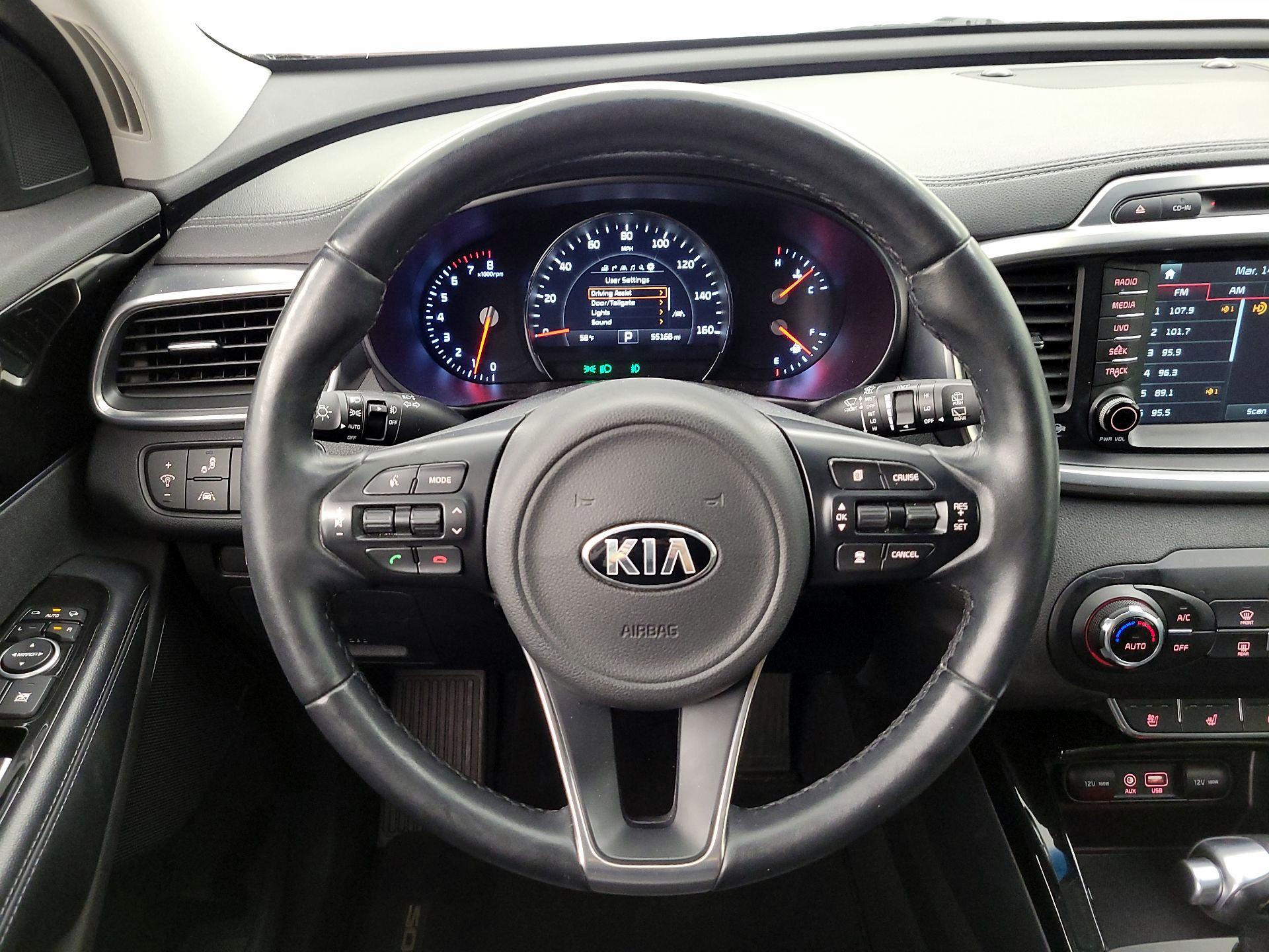 Thumbnail: 2017 Kia Sorento - 10