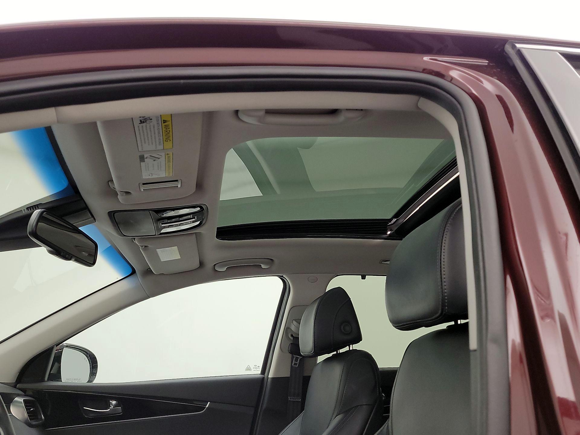 Thumbnail: 2017 Kia Sorento - 19