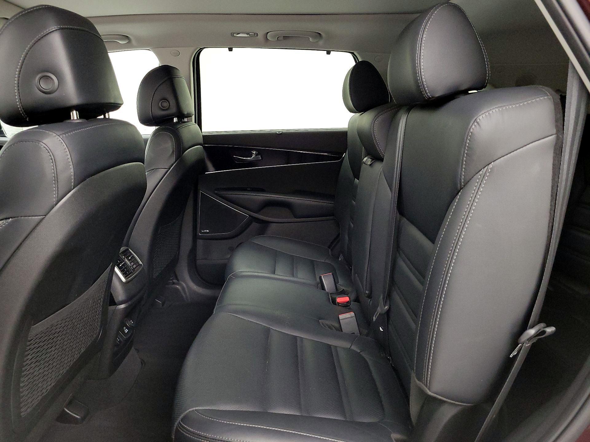 Thumbnail: 2017 Kia Sorento - 20