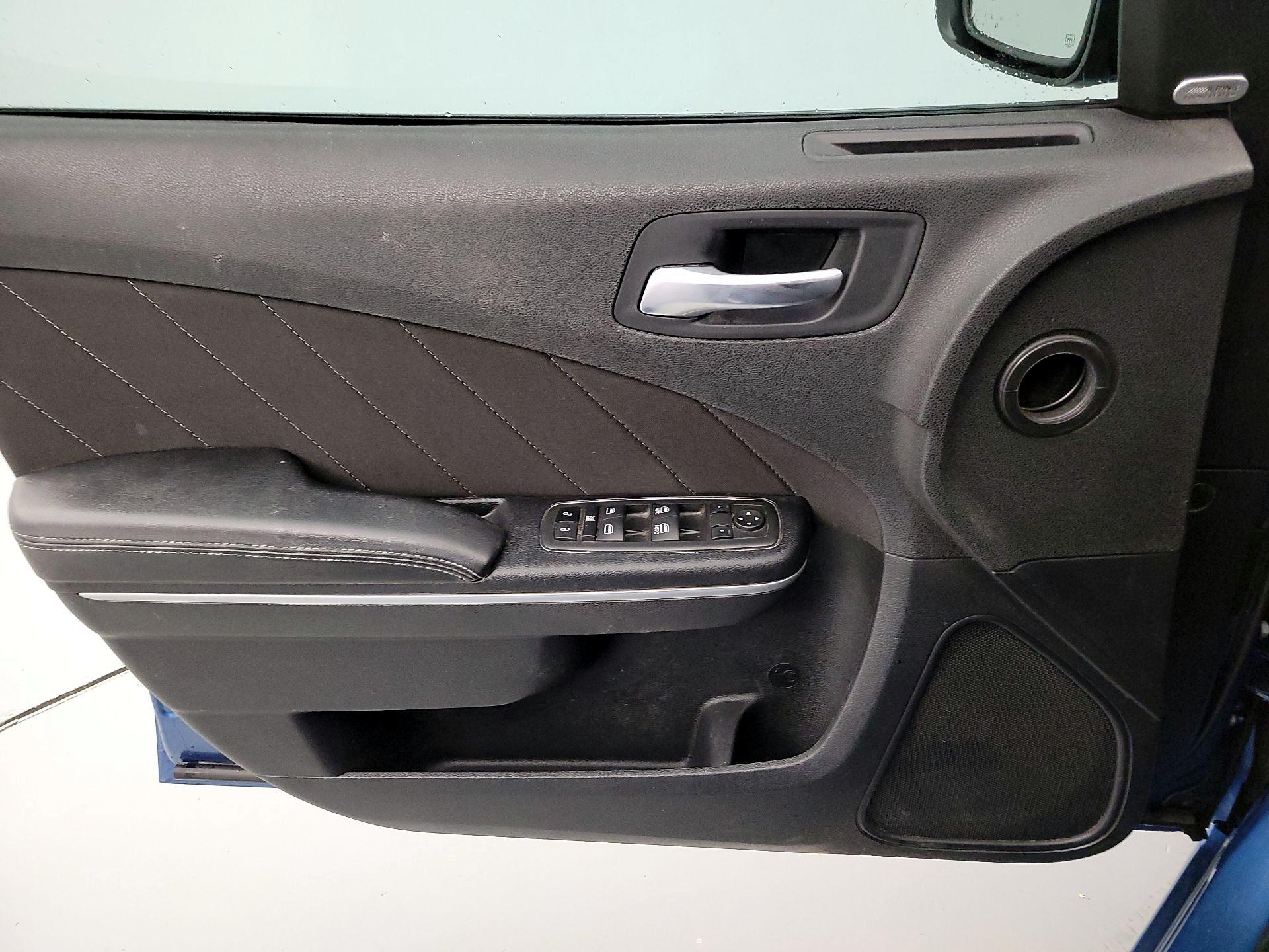 Thumbnail: 2021 Dodge Charger - 12