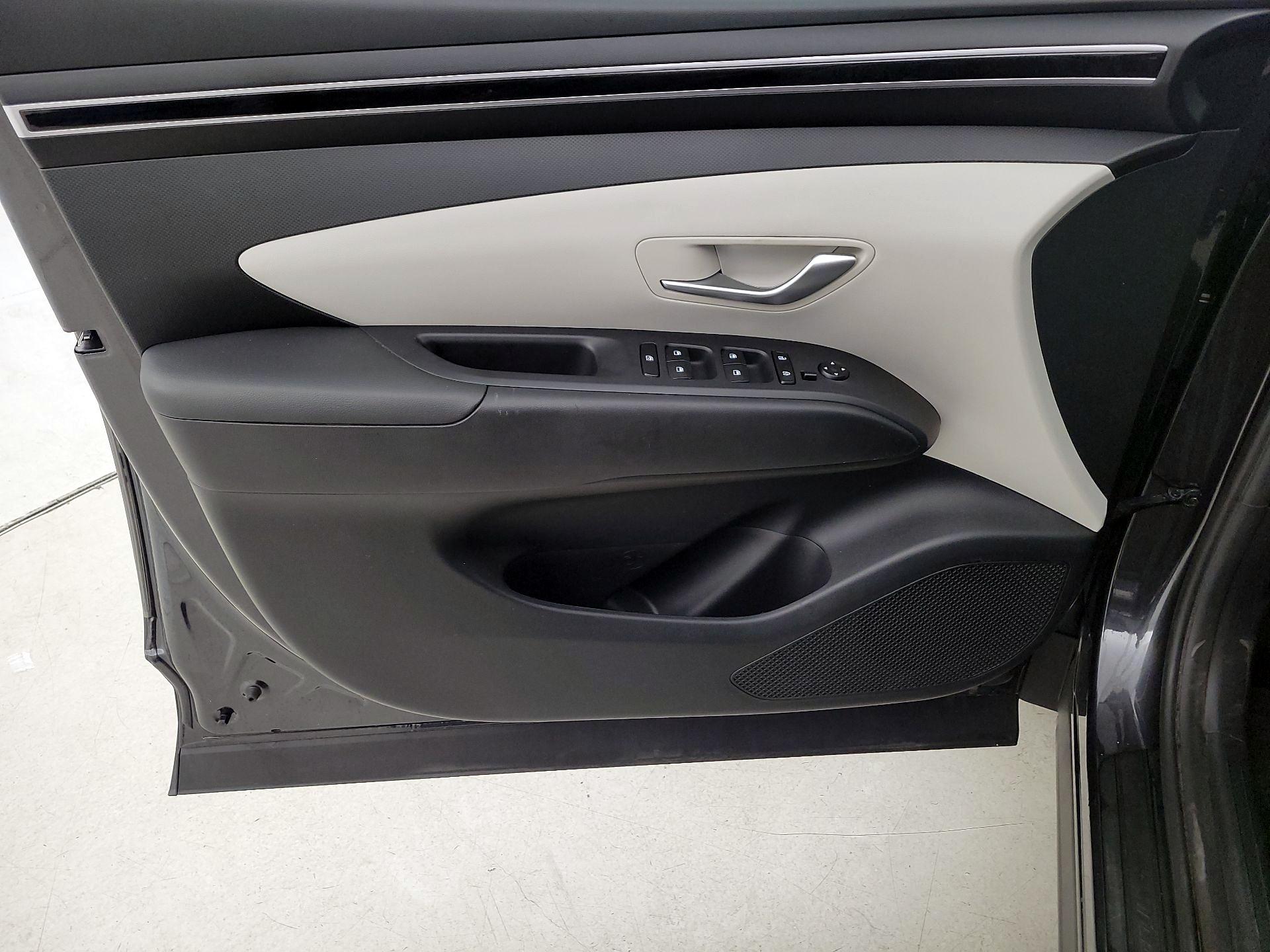 Thumbnail: 2023 Hyundai Tucson - 12