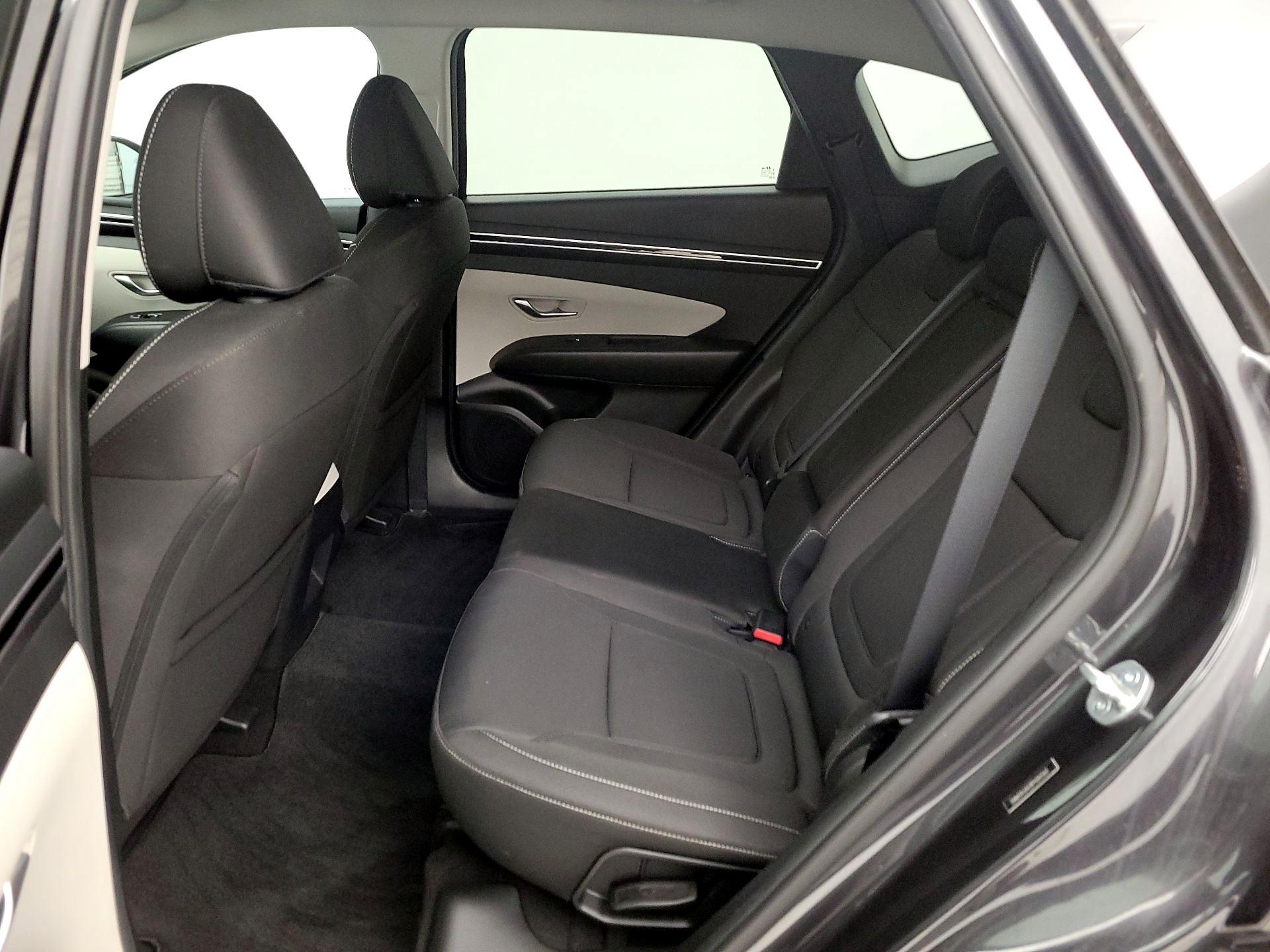 Thumbnail: 2023 Hyundai Tucson - 19