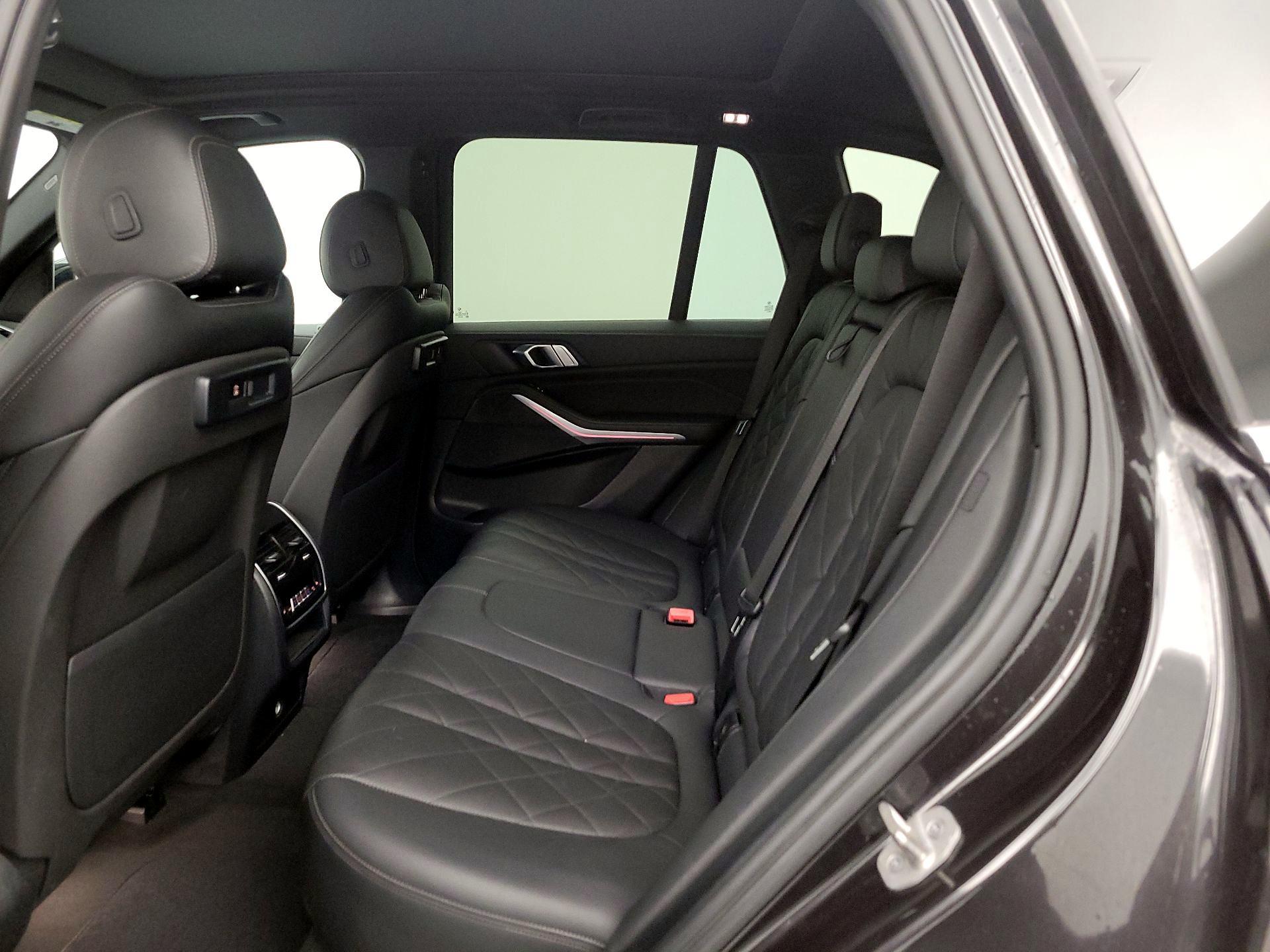 Thumbnail: 2023 BMW X5 - 19