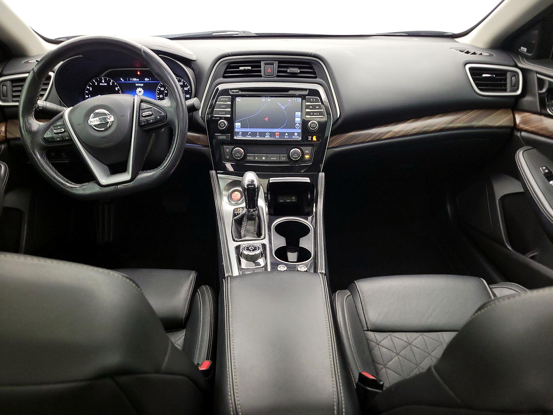 Thumbnail: 2017 Nissan Maxima - 9