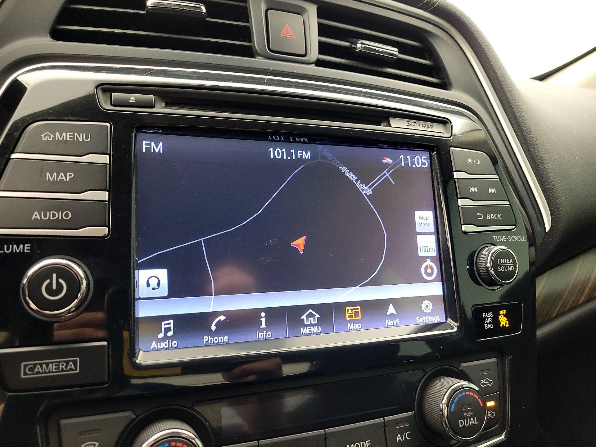 Thumbnail: 2017 Nissan Maxima - 14