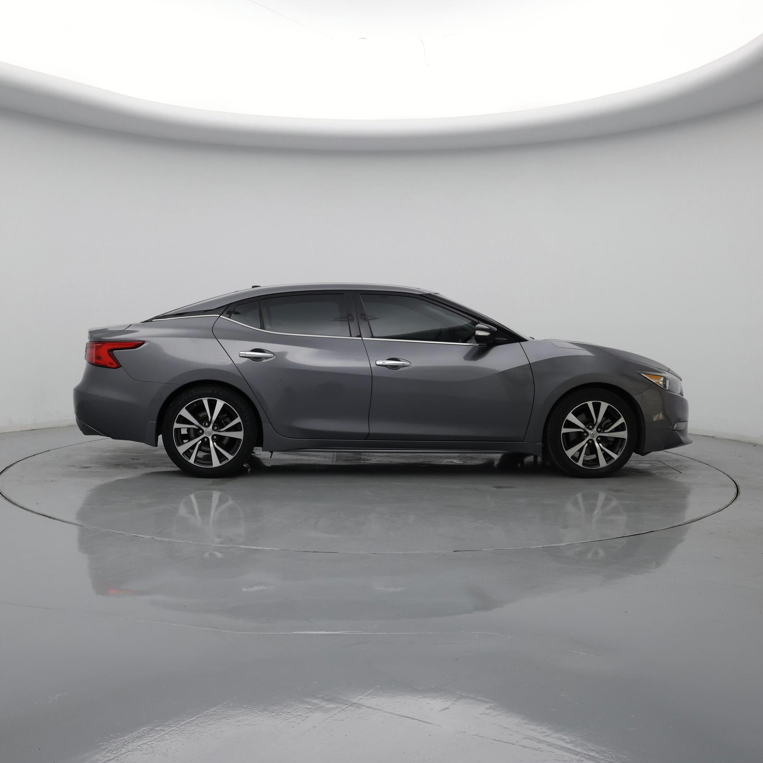 Thumbnail: 2017 Nissan Maxima - 7