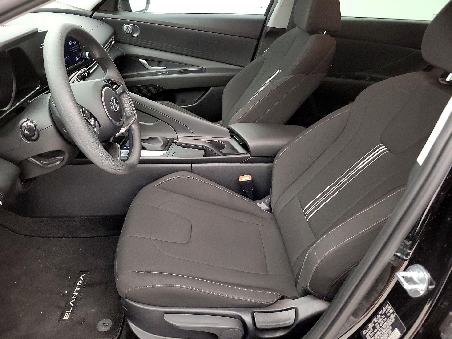 Thumbnail: 2023 Hyundai Elantra - 11