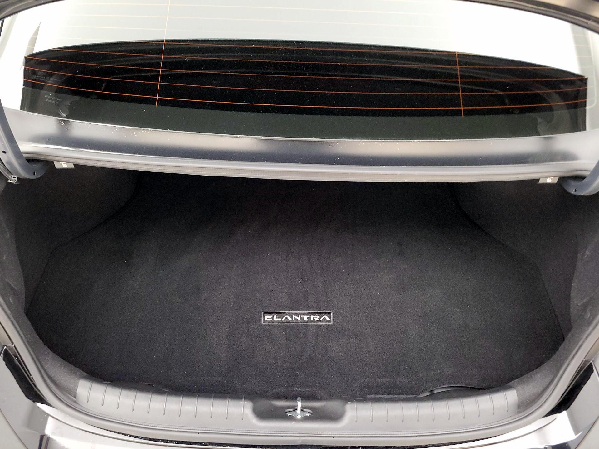 Thumbnail: 2023 Hyundai Elantra - 20