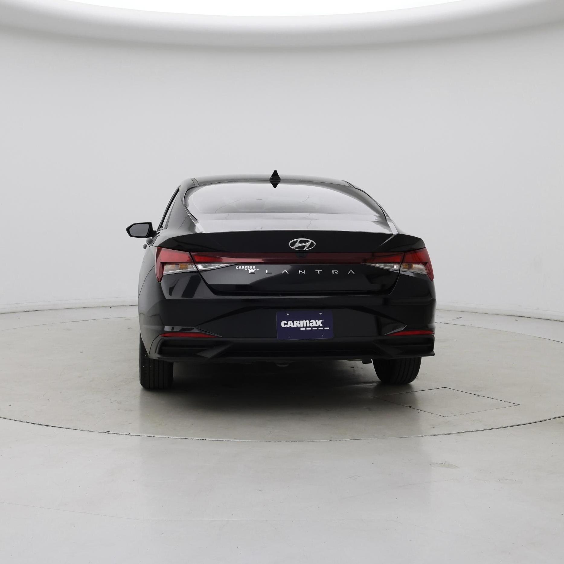 Thumbnail: 2023 Hyundai Elantra - 6