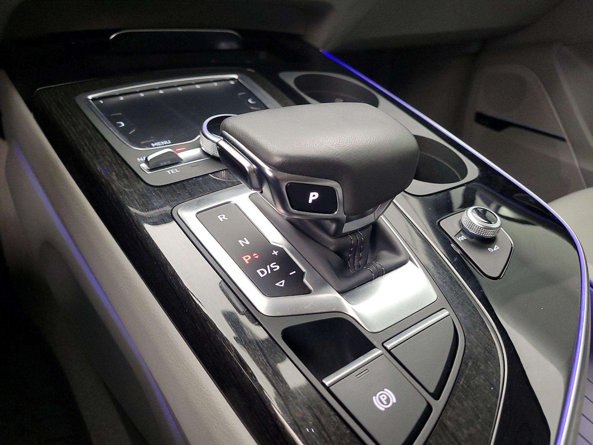 Thumbnail: 2019 Audi Q7 - 18