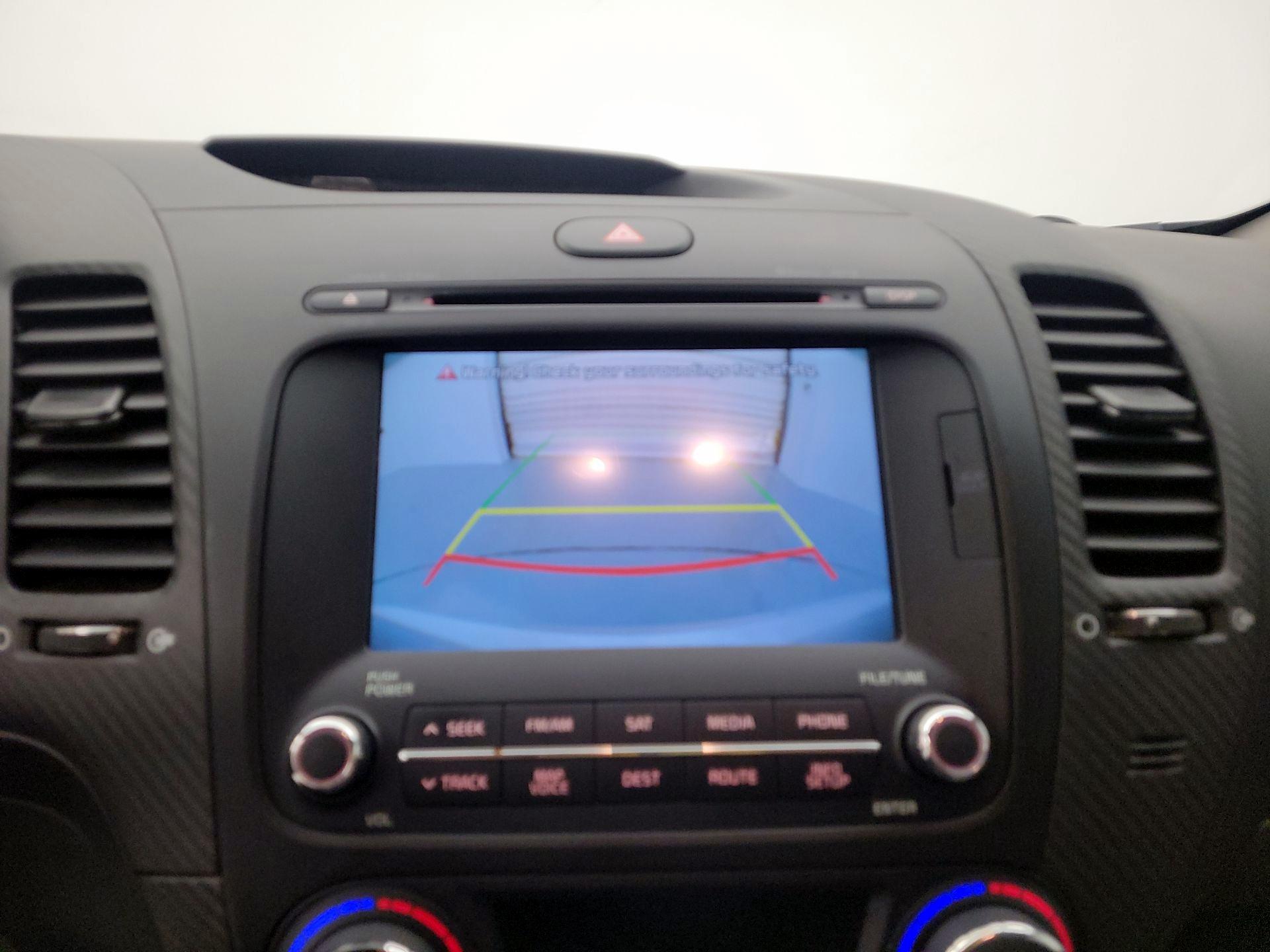 Thumbnail: 2015 Kia Forte - 14